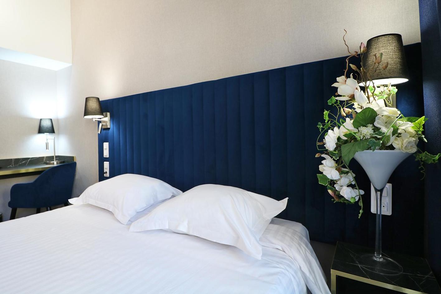 Deluxe Room - Photo 3