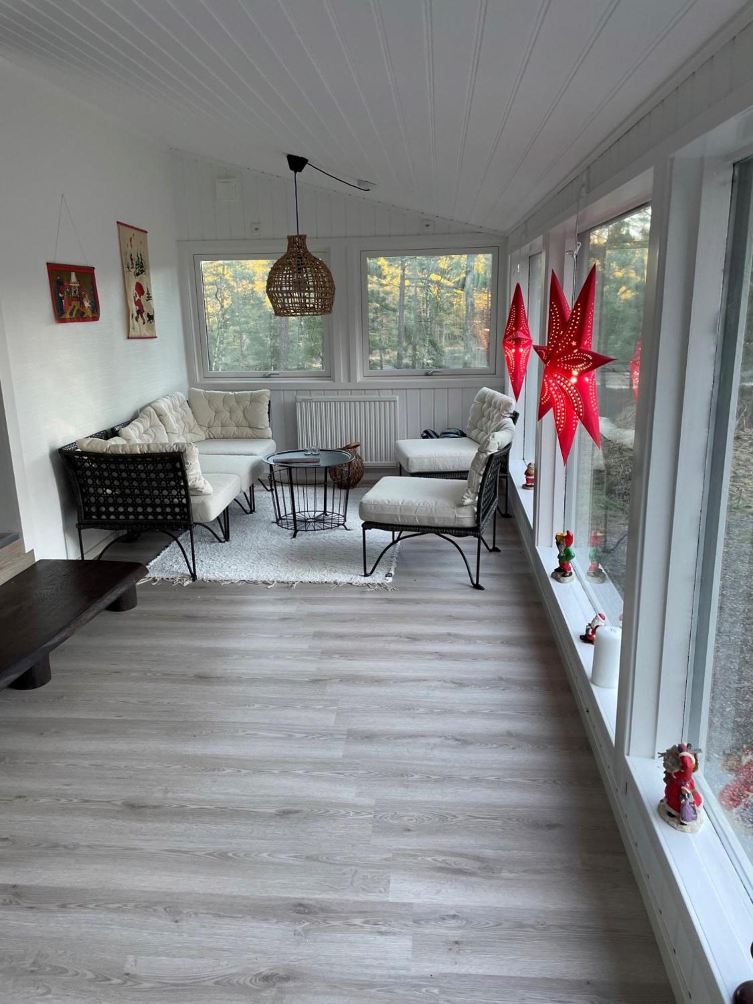 Two-Bedroom House - Photo 20