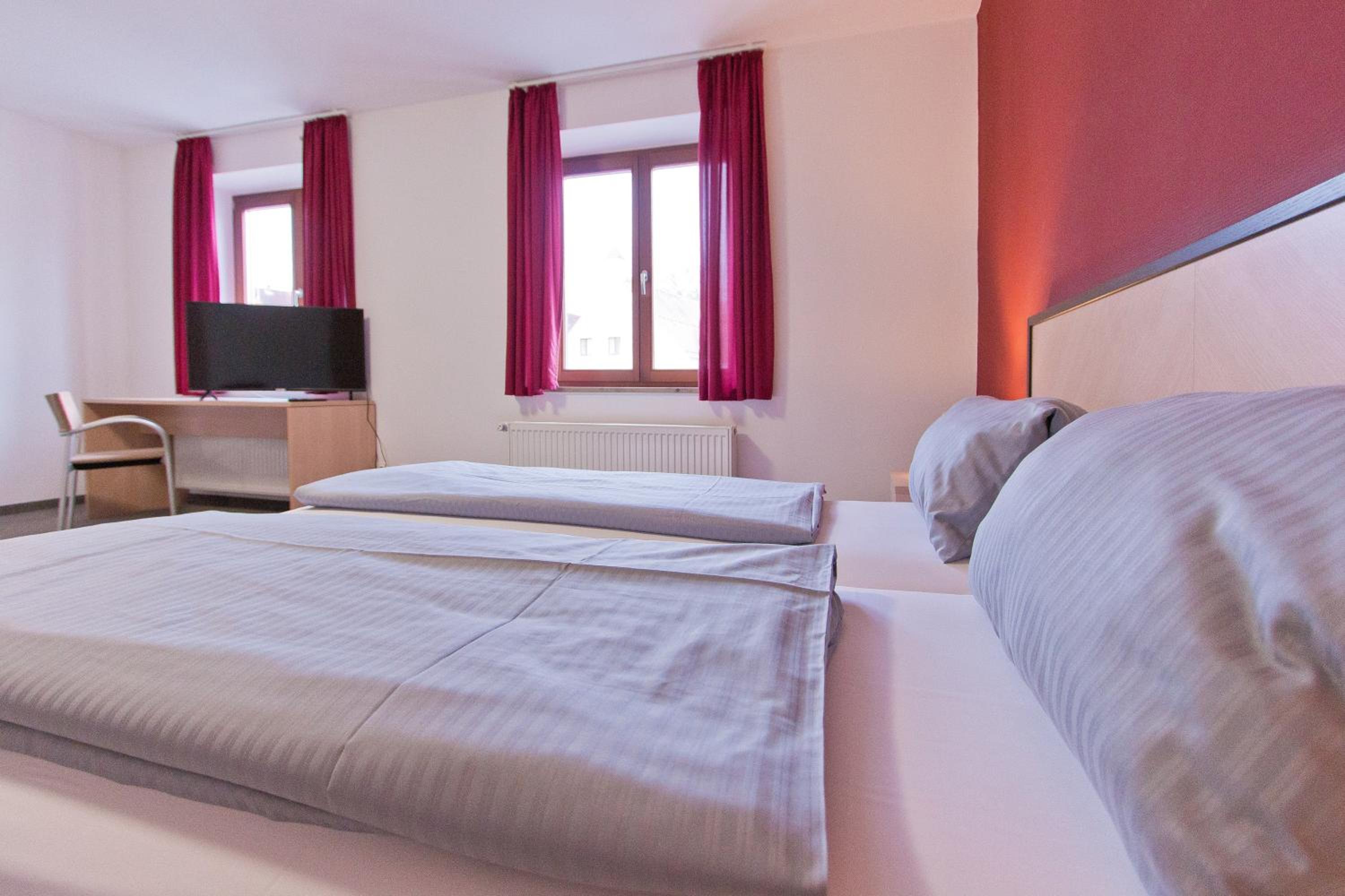Large Double Room