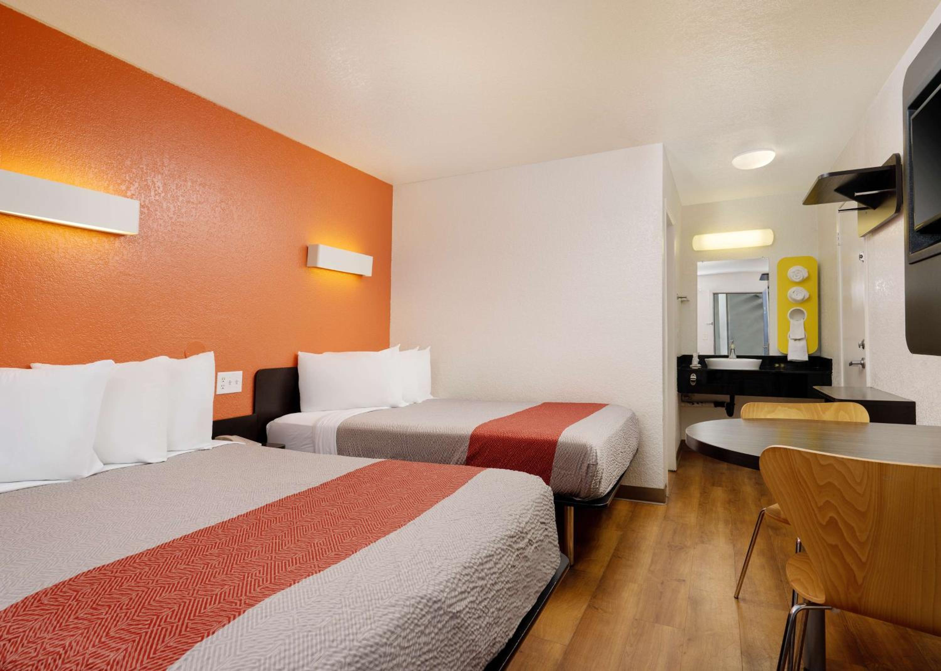 Quadruple Room photo 3