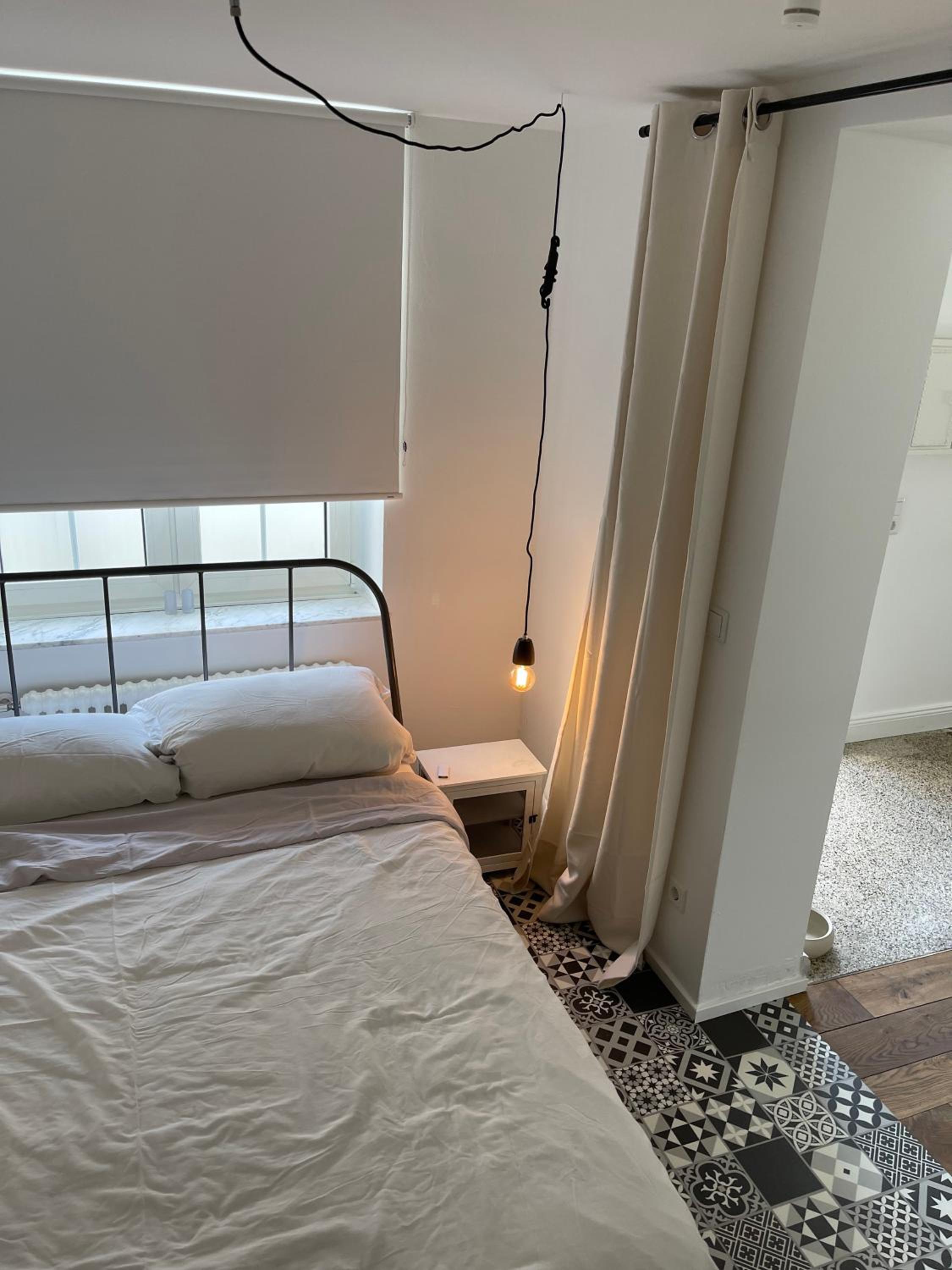 Apartment - Split Level - Photo 3