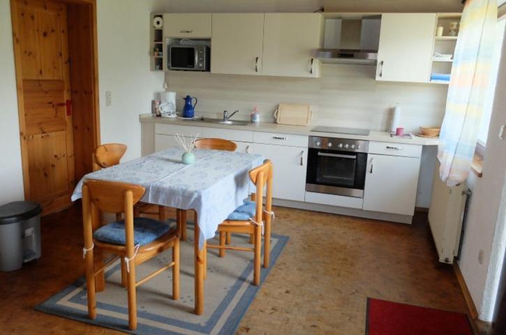One-Bedroom House photo 2