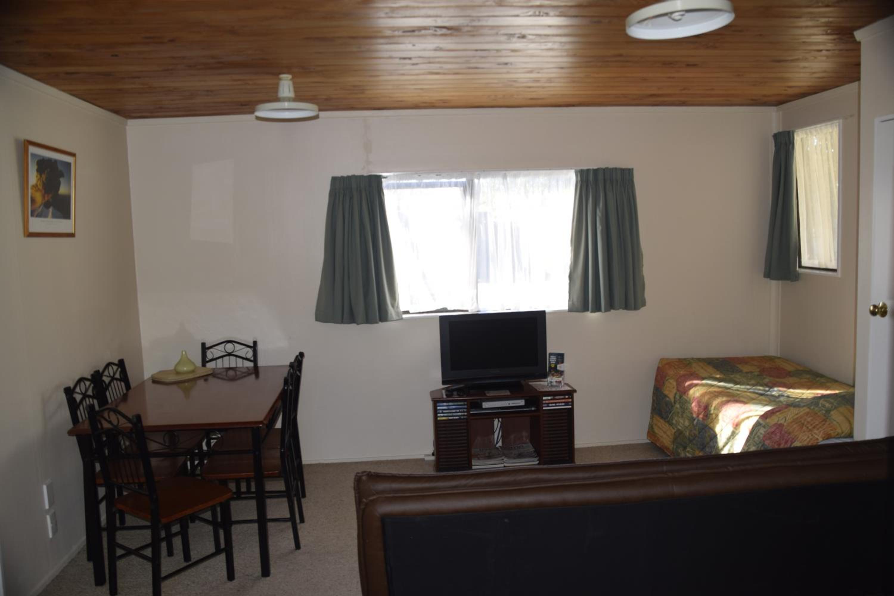 Two-Bedroom Apartment - Photo 8