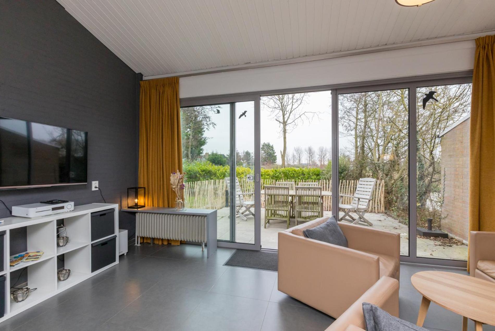 Three-Bedroom House photo 2