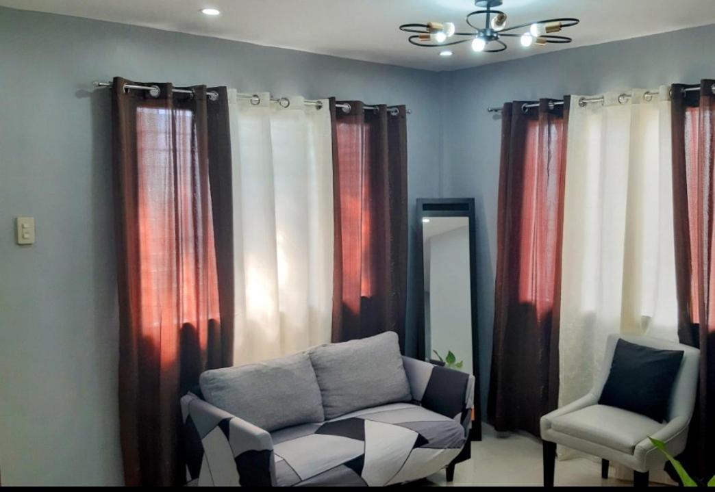 One-Bedroom Apartment - Photo 6