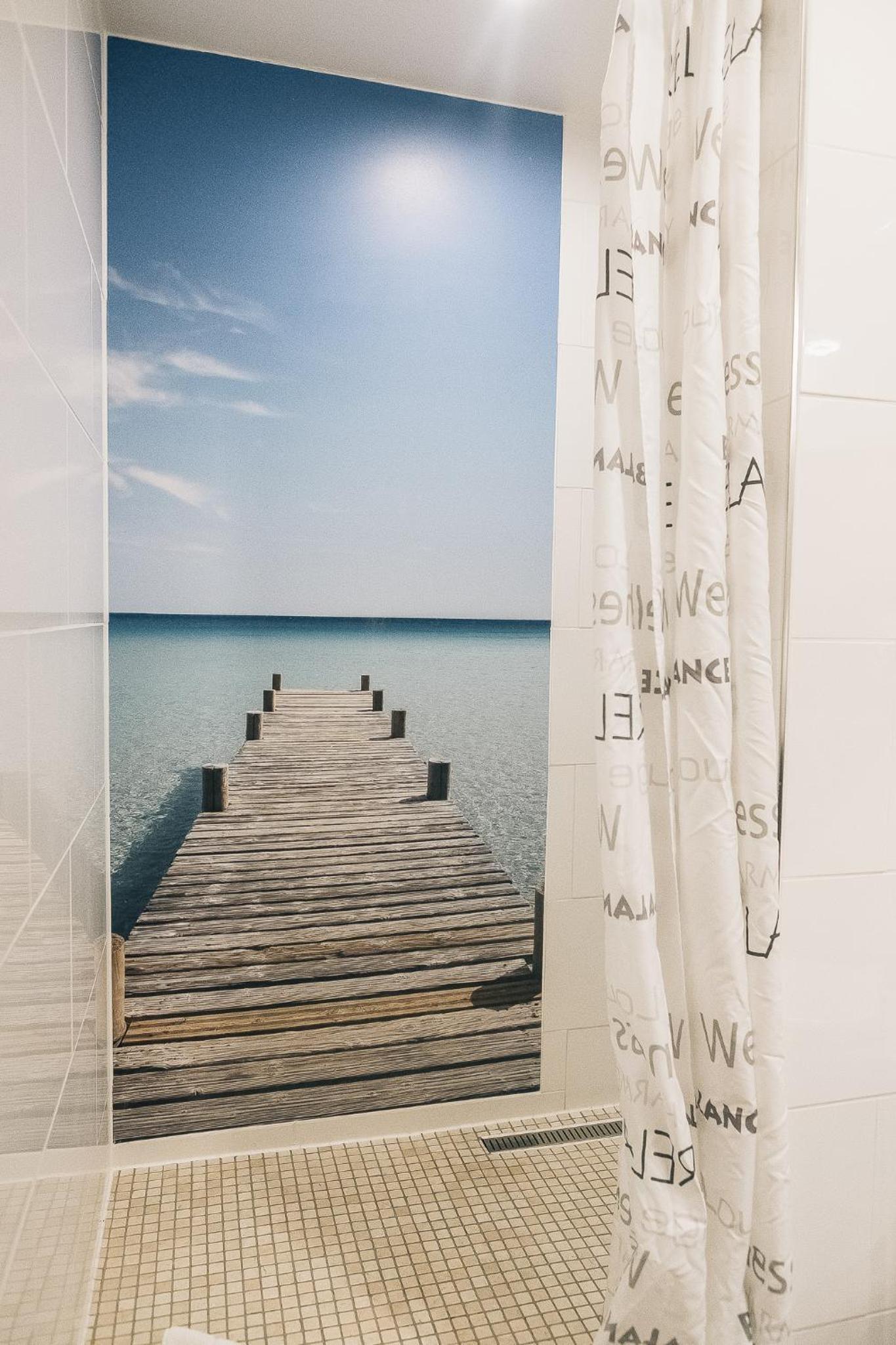 Single Room with Private Bathroom photo 2