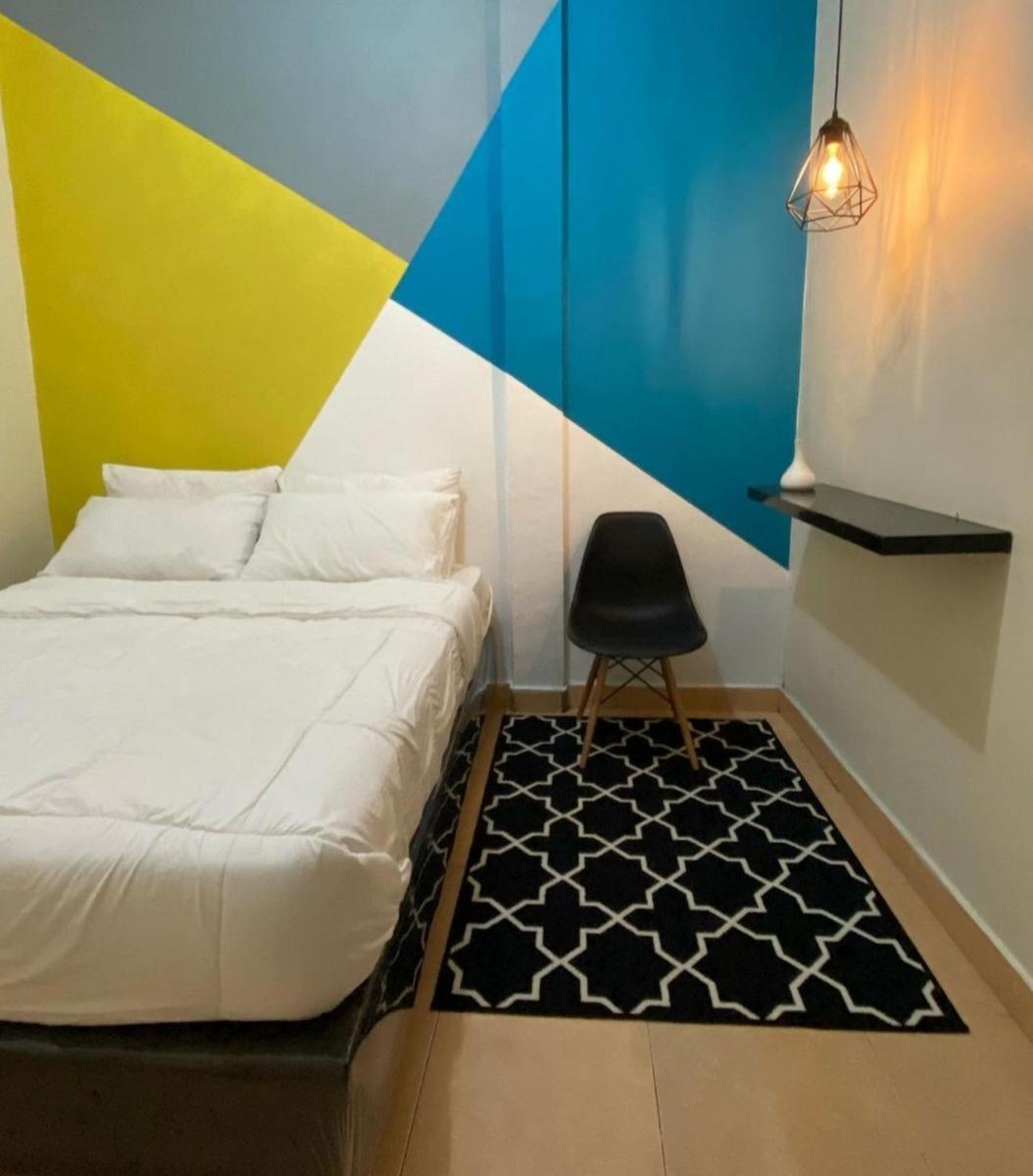 Three-Bedroom House photo 2