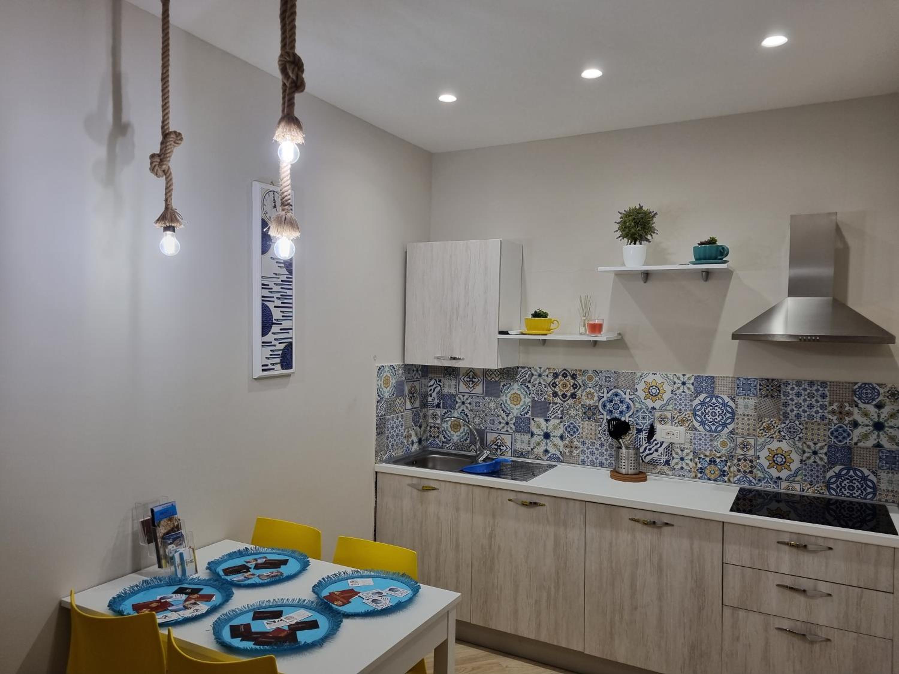 One-Bedroom House - Photo 7