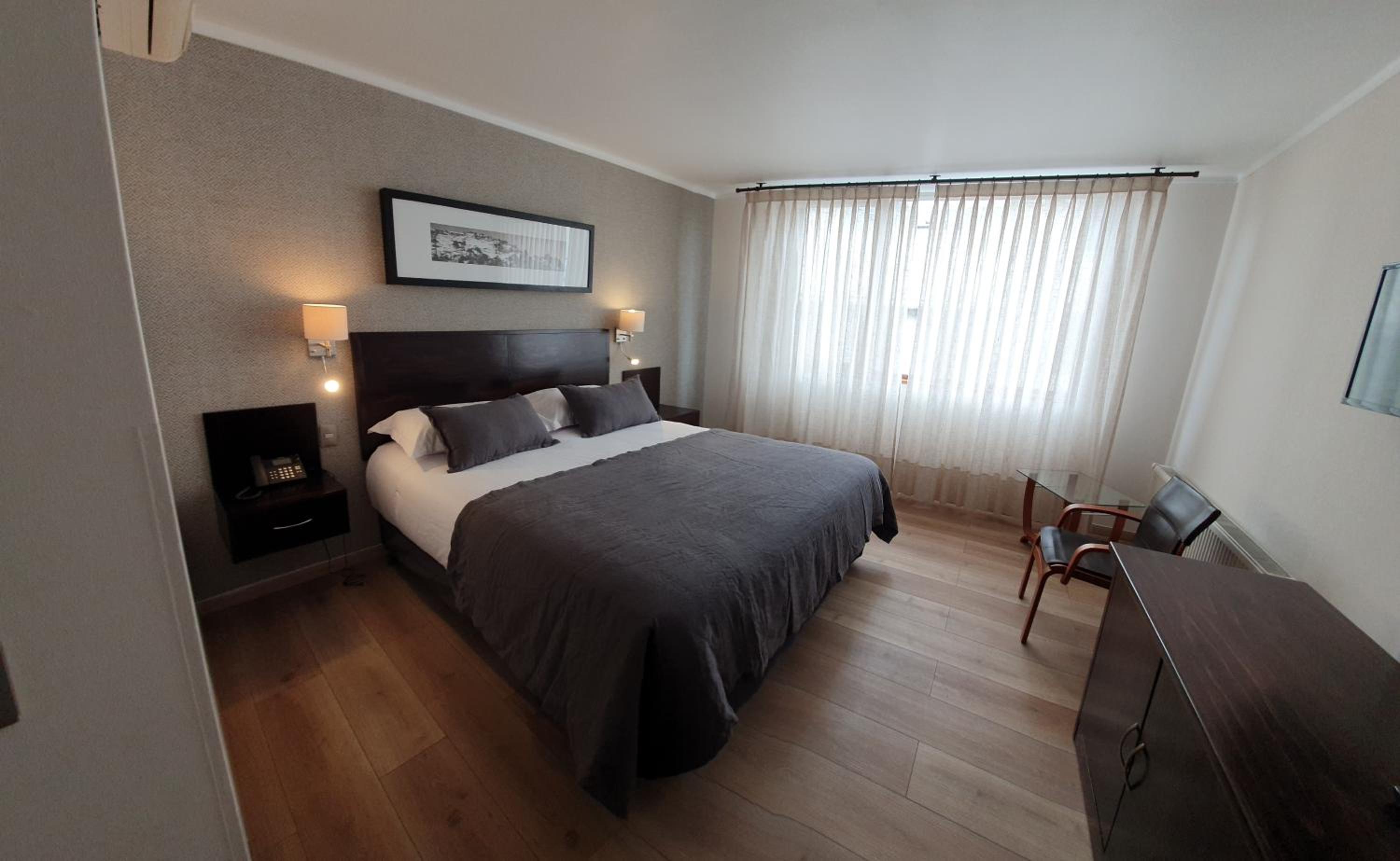 Queen Room