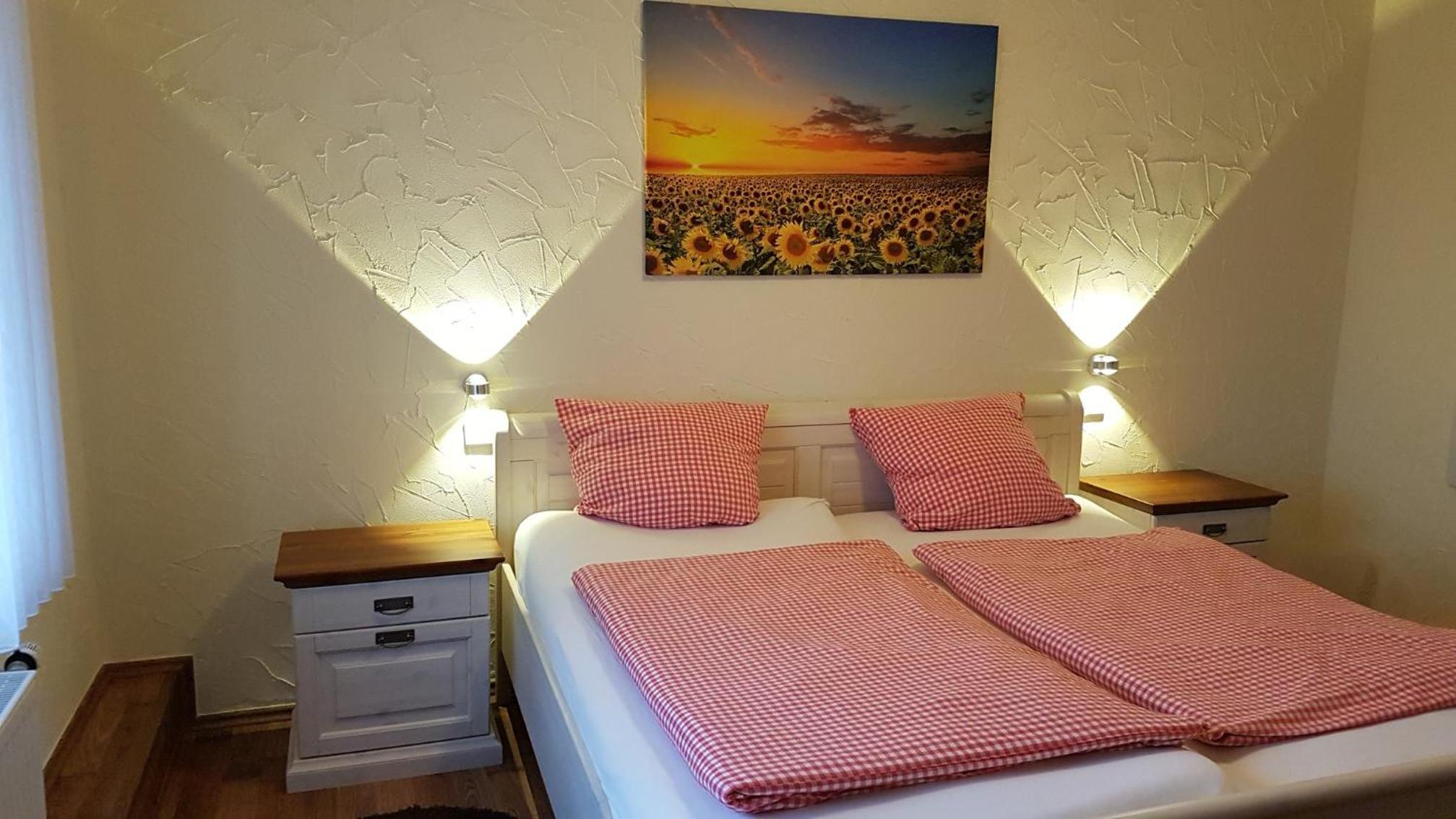 Standard Double Room - Photo 10