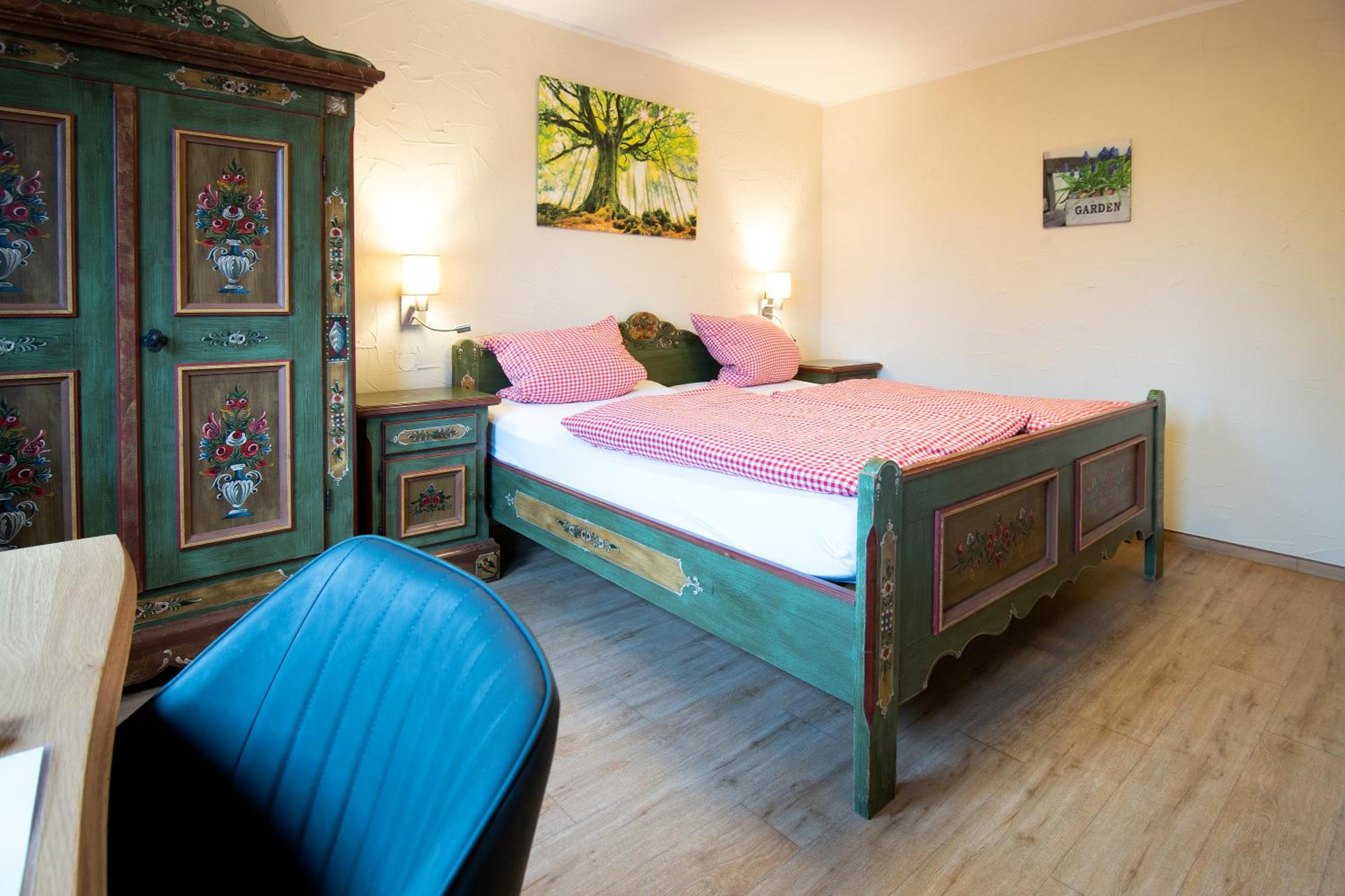 Standard Double Room - Photo 15