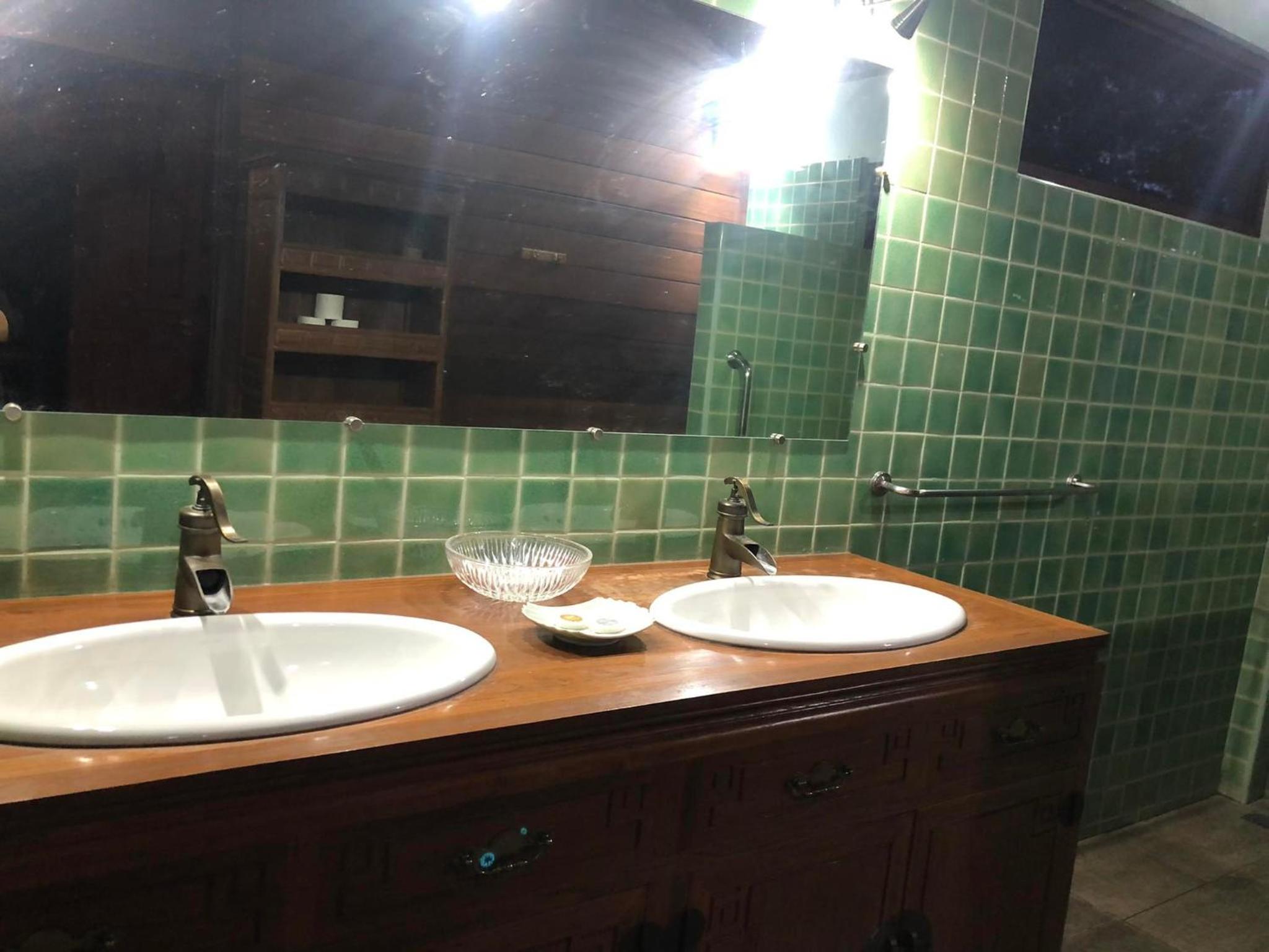 Two-Bedroom House - Photo 8