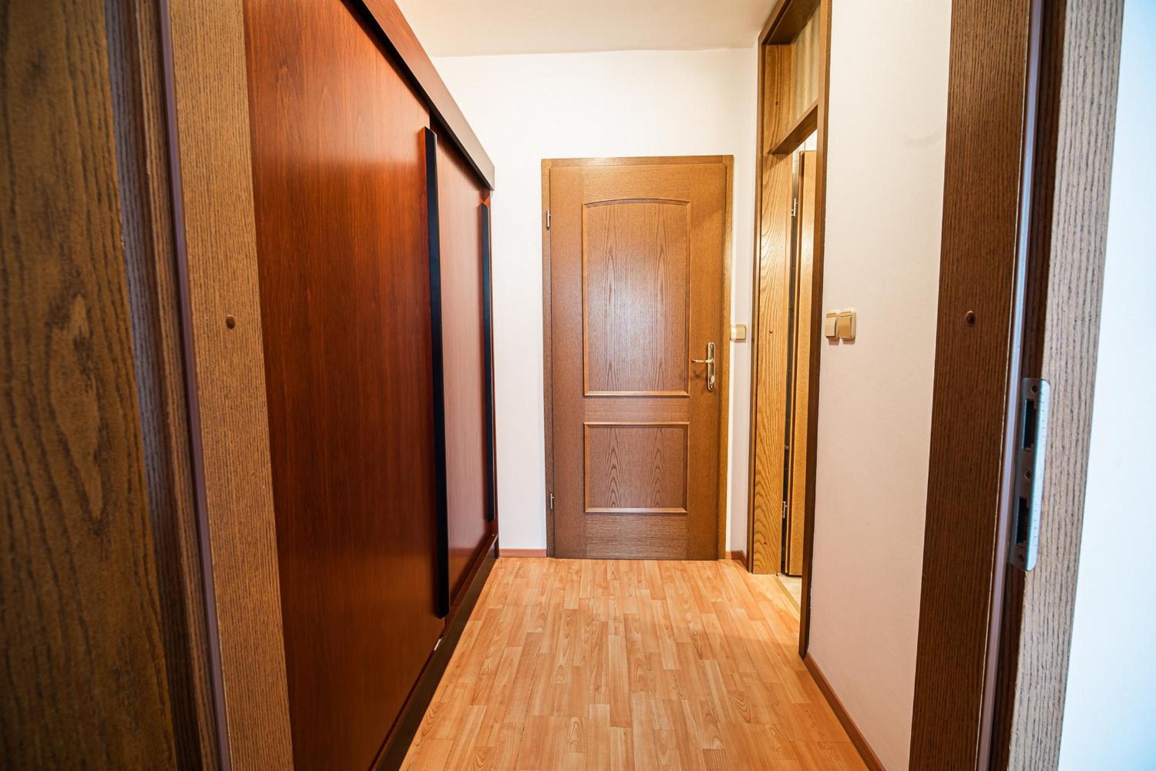 Triple Room with Balcony - Photo 16