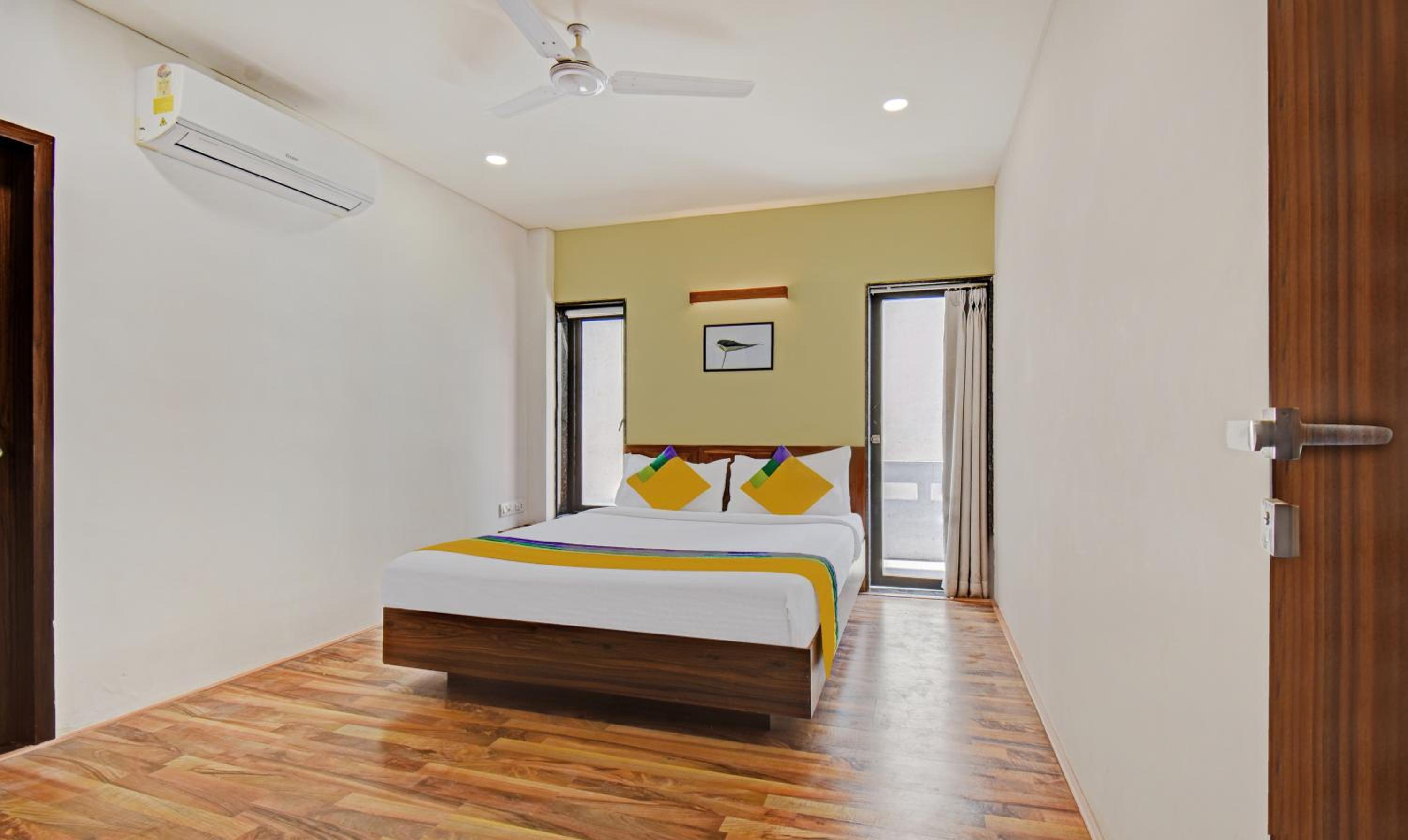 Standard Room - Photo 13