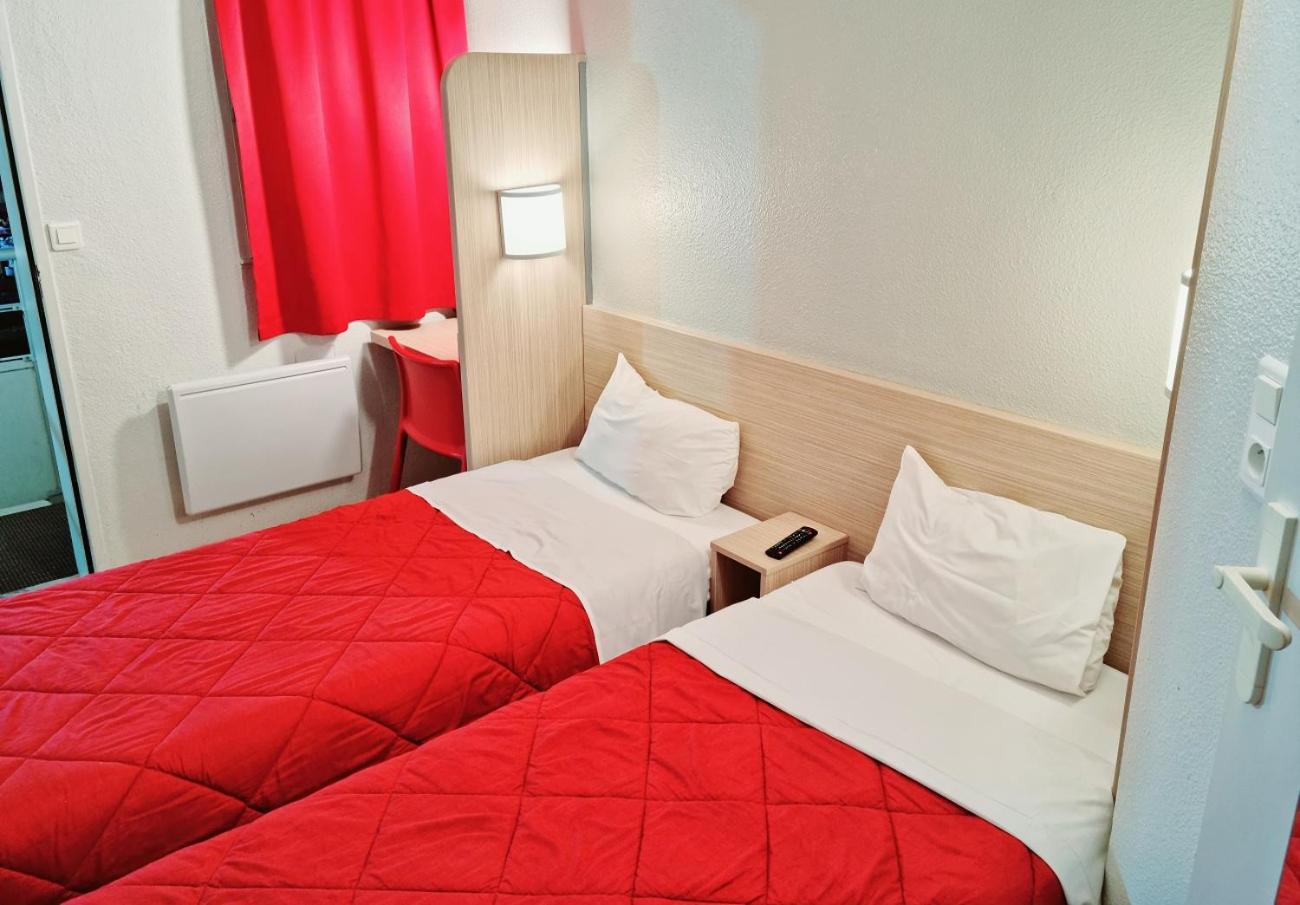 Twin Room - Photo 4