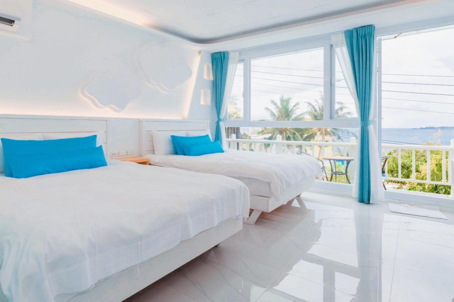 Double Room with Sea View photo 1
