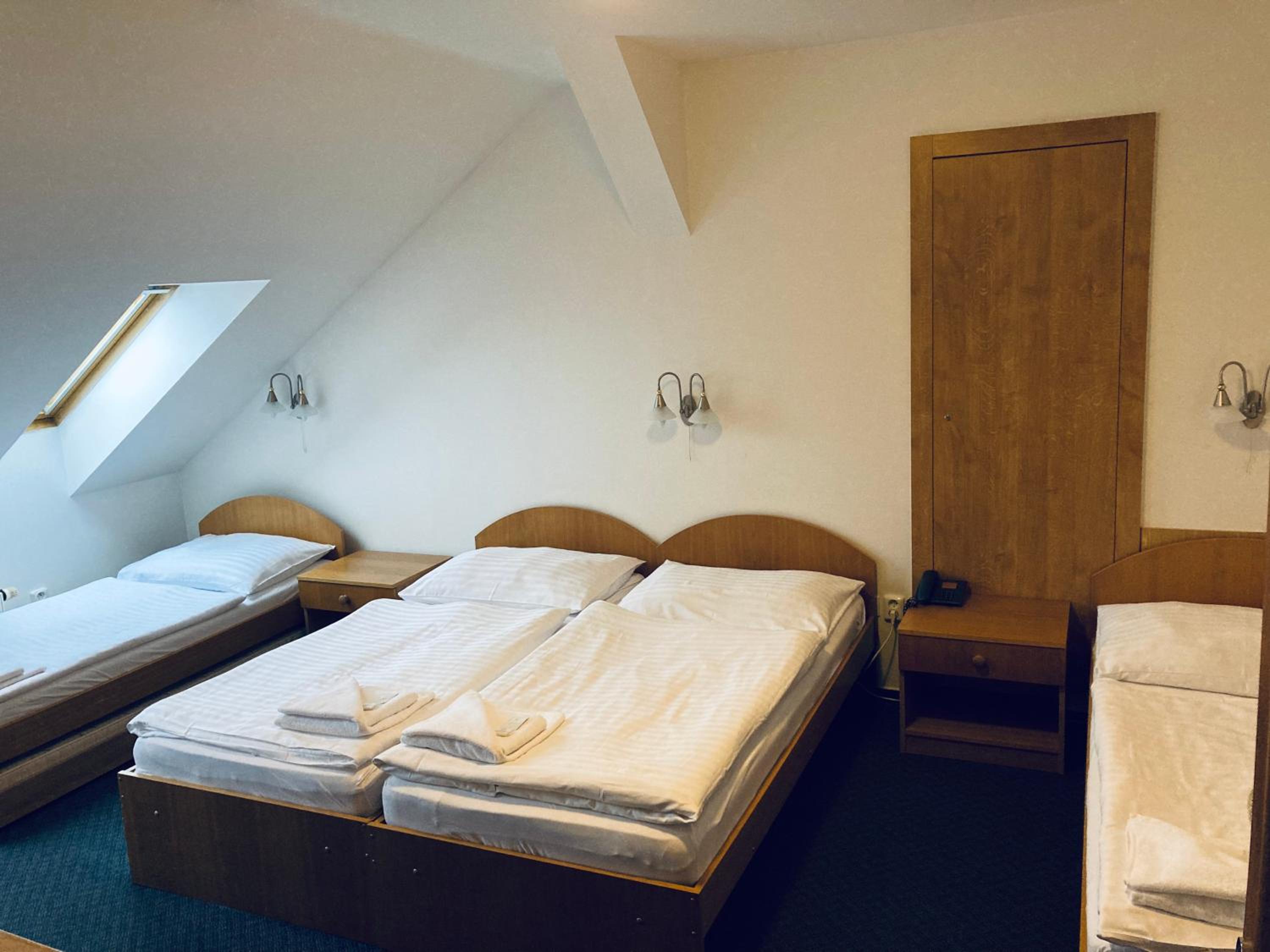 Standard Quadruple Room photo 2