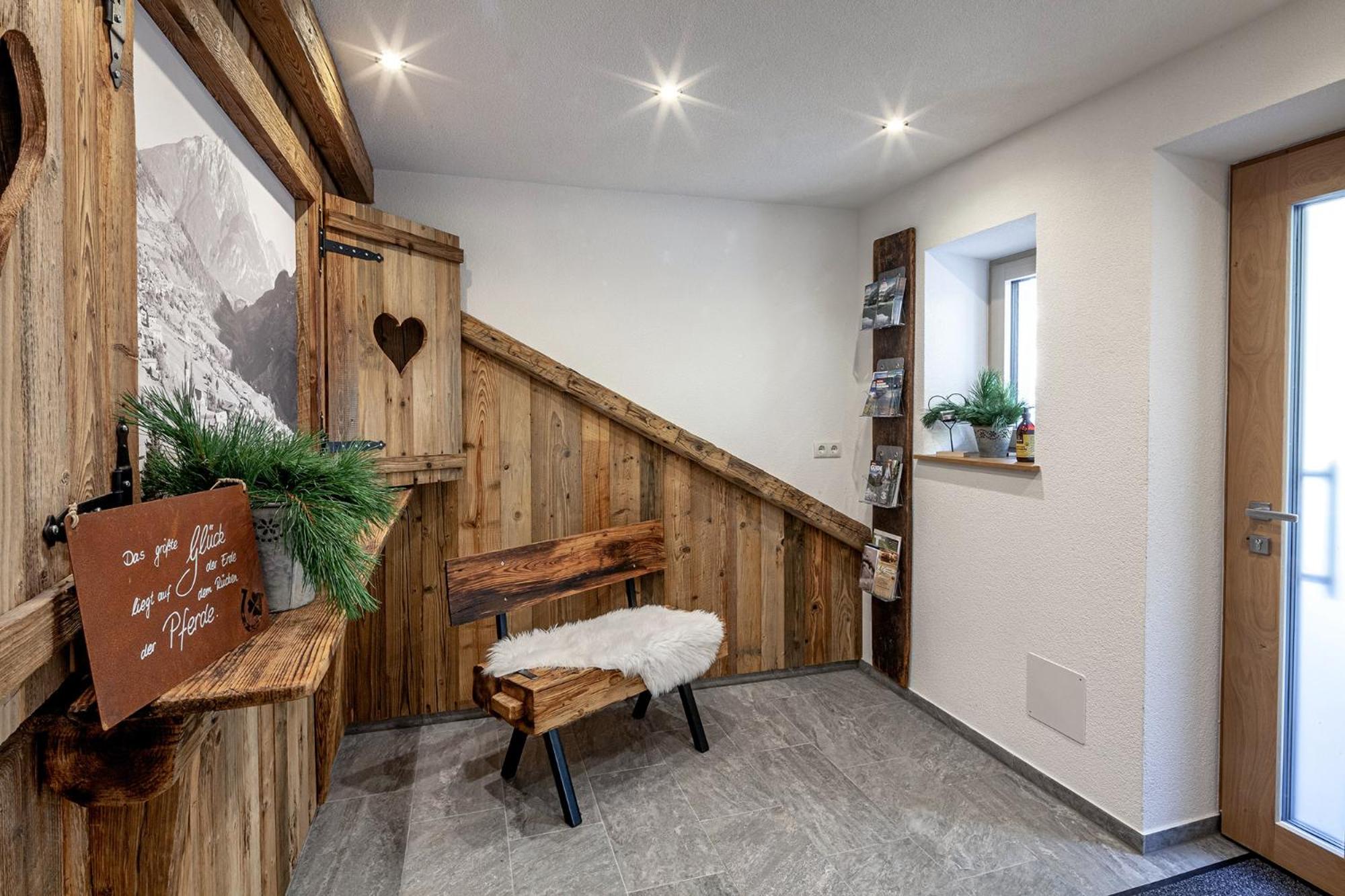 Apartment with Mountain View photo 1