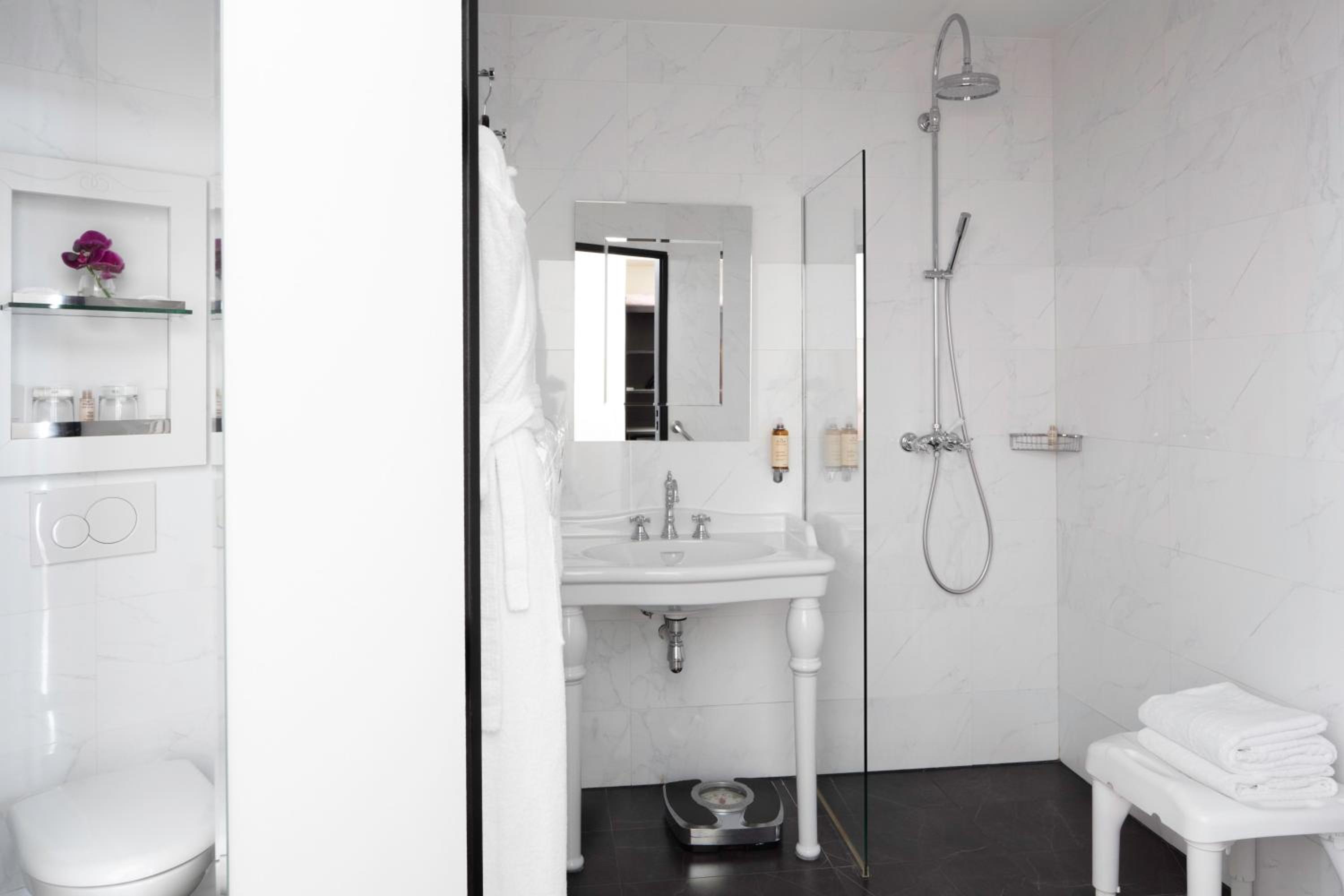 Superior Twin Room photo 2