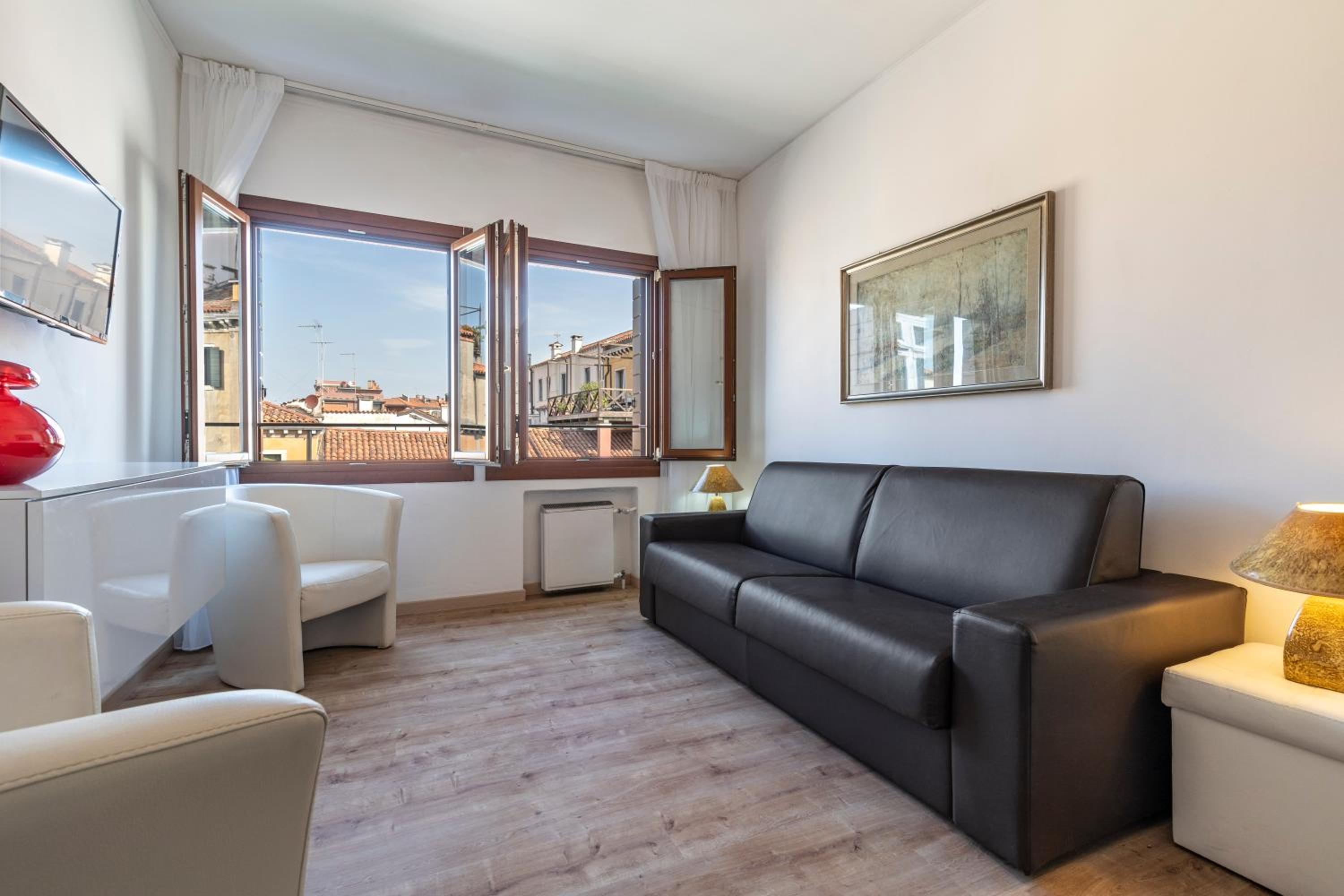 Superior Apartment photo 1