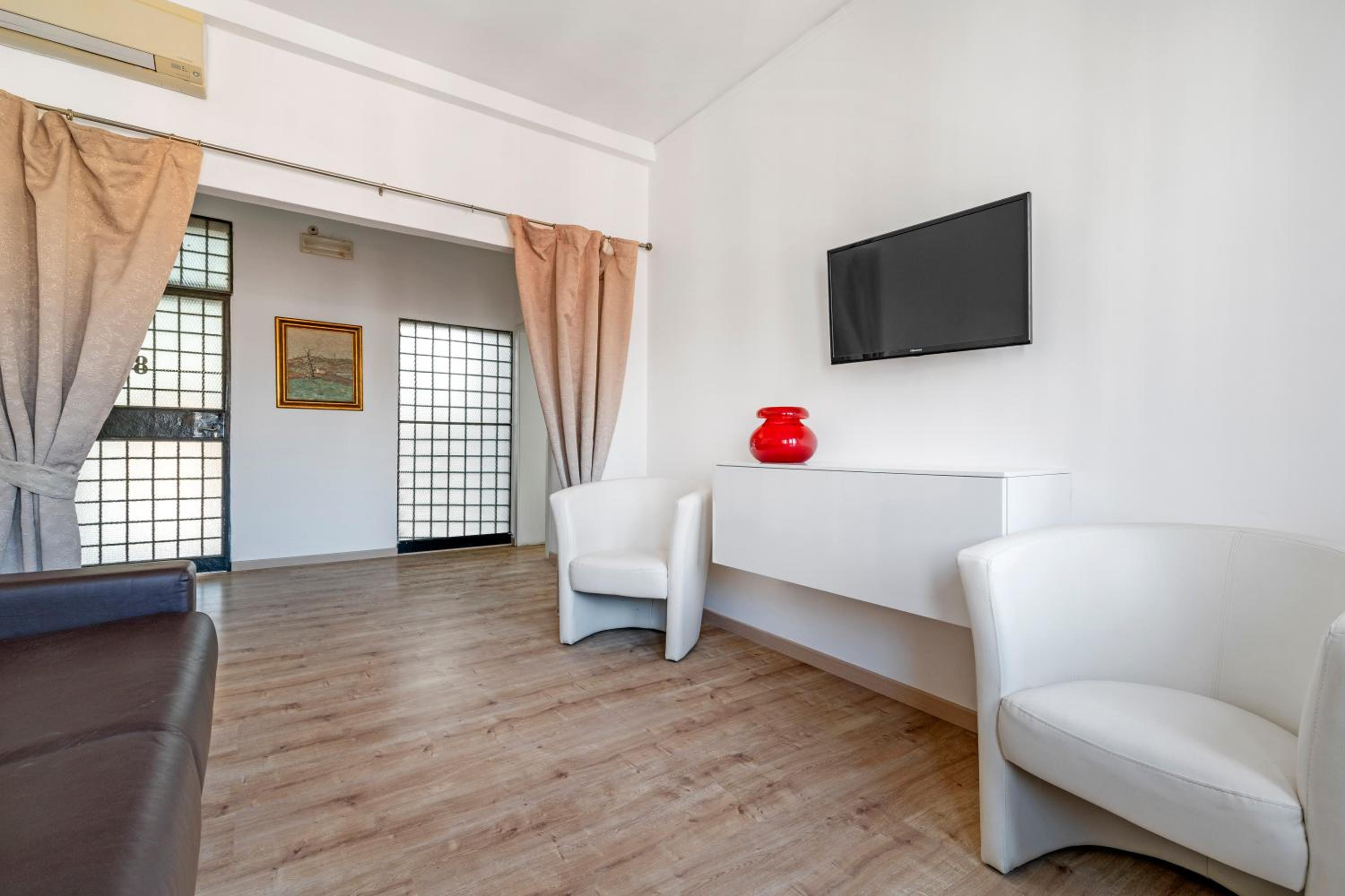 Superior Apartment photo 3