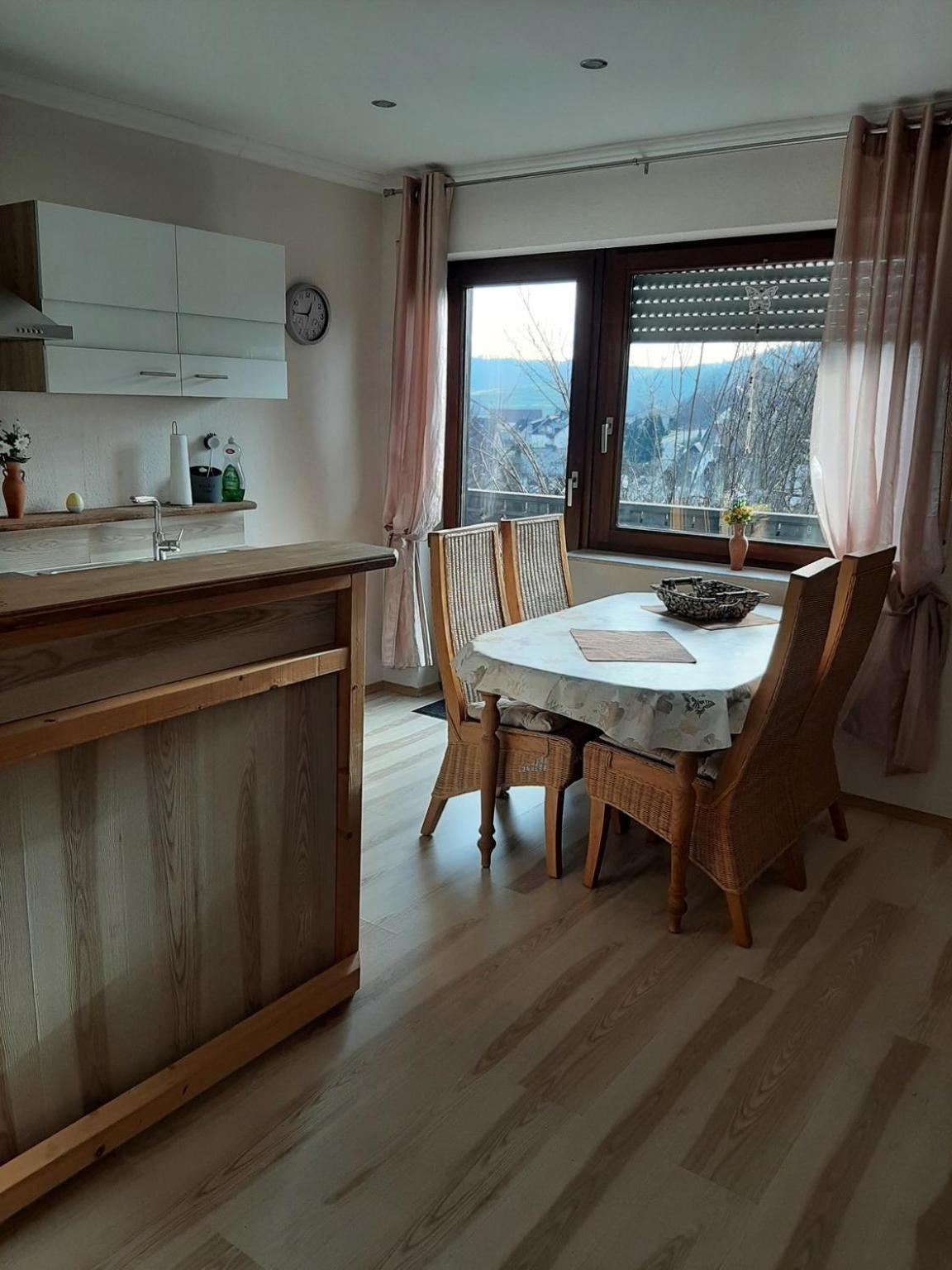 Apartment photo 3