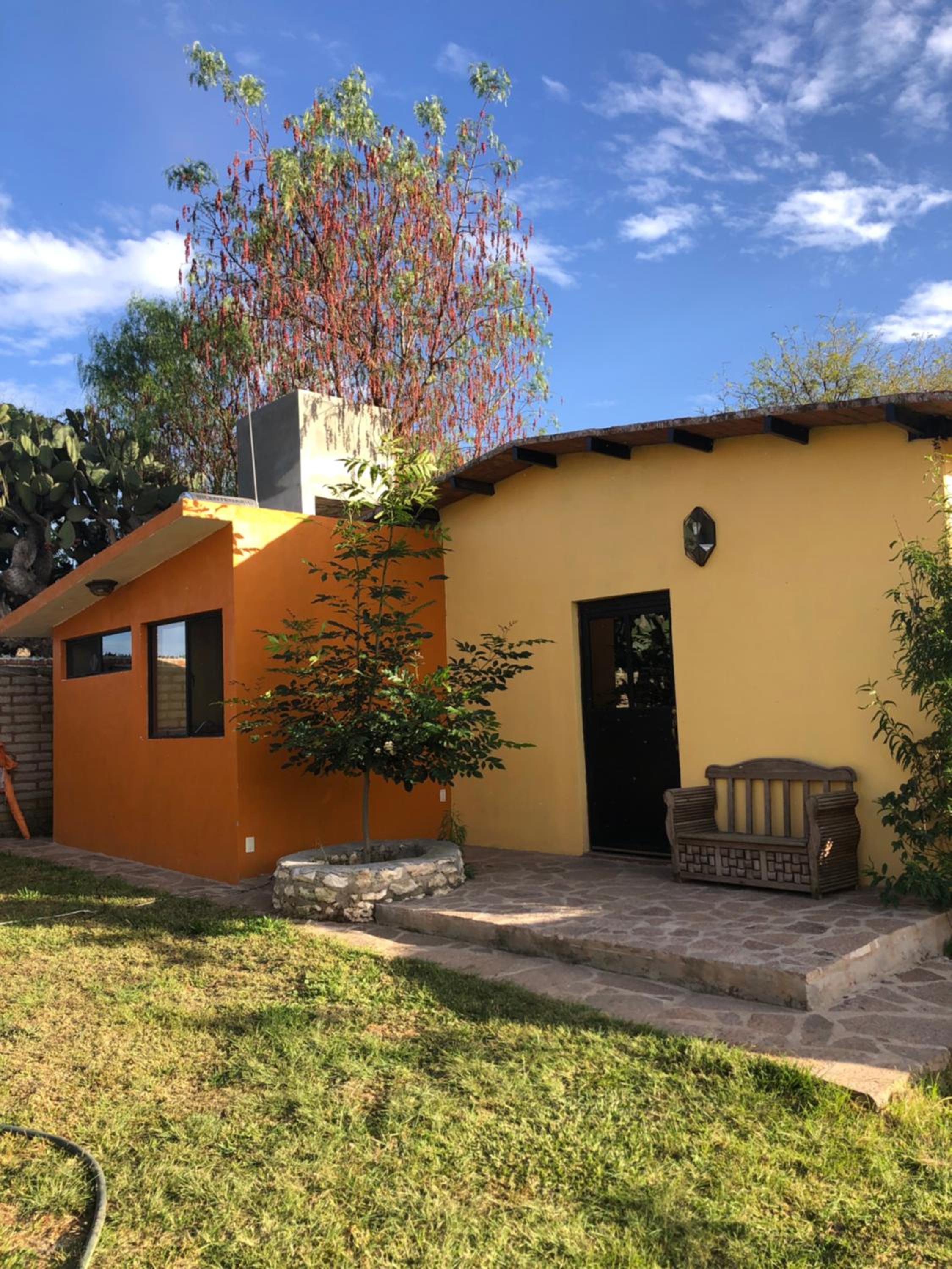 Seven-Bedroom House - Photo 27