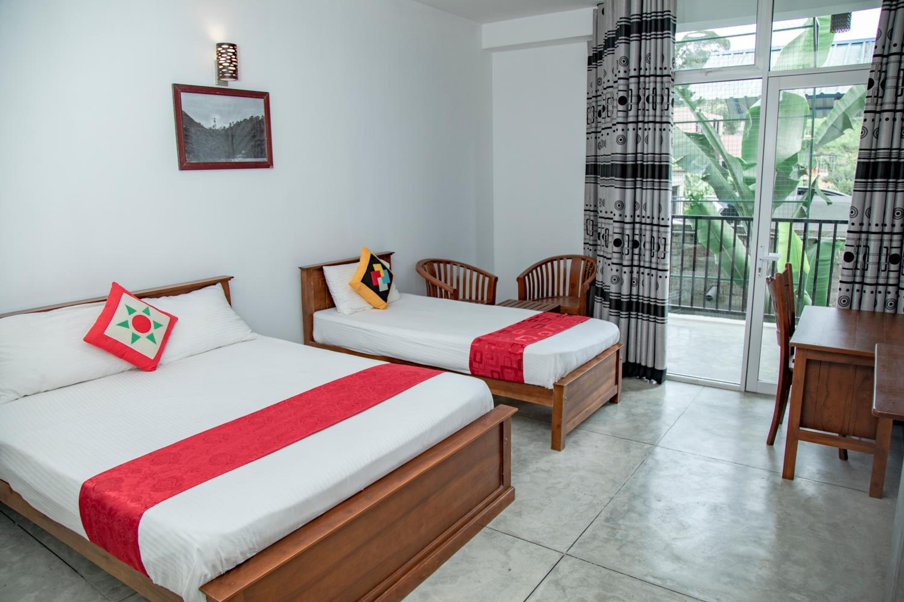 Triple Room with Balcony