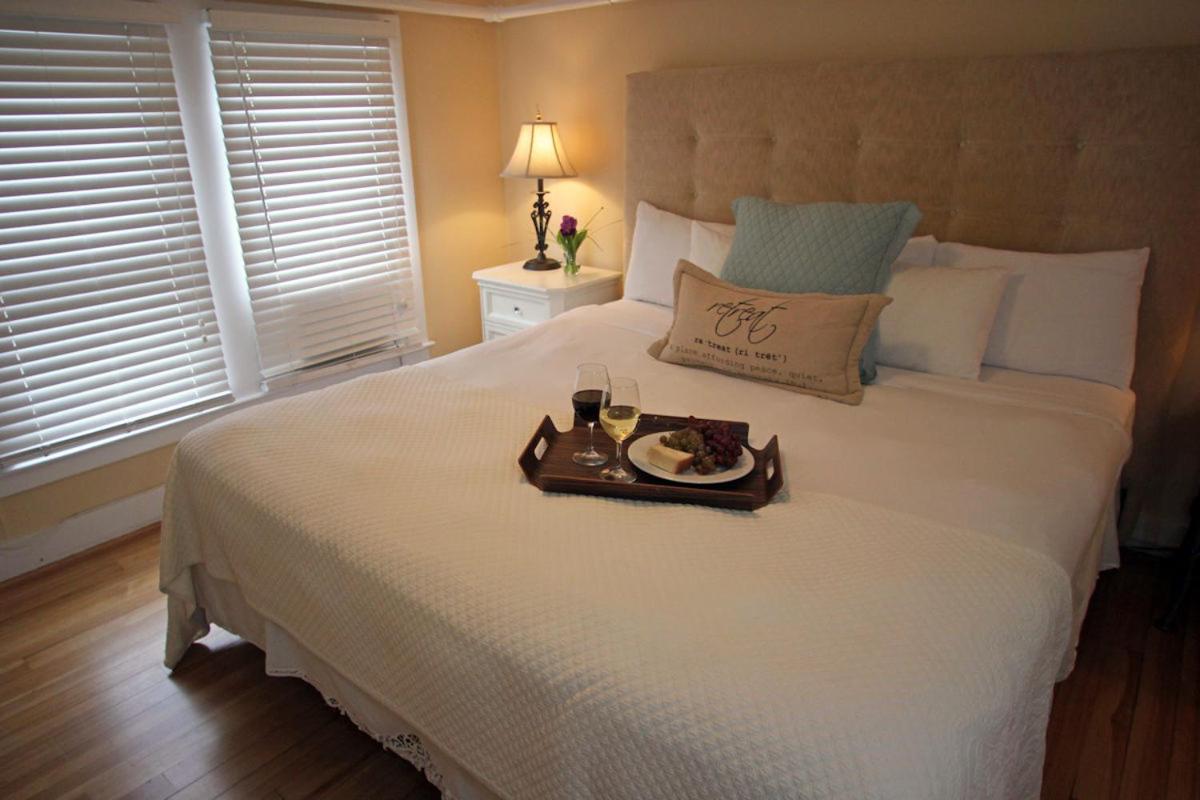 Two-Bedroom Suite - Photo 1