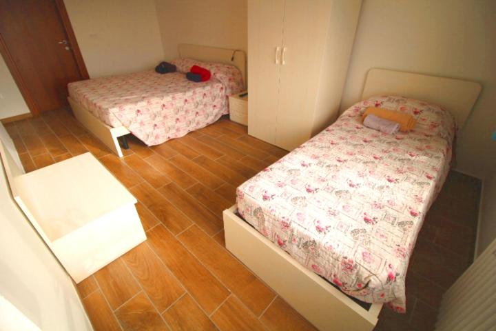 Double or Twin Room - Photo 2