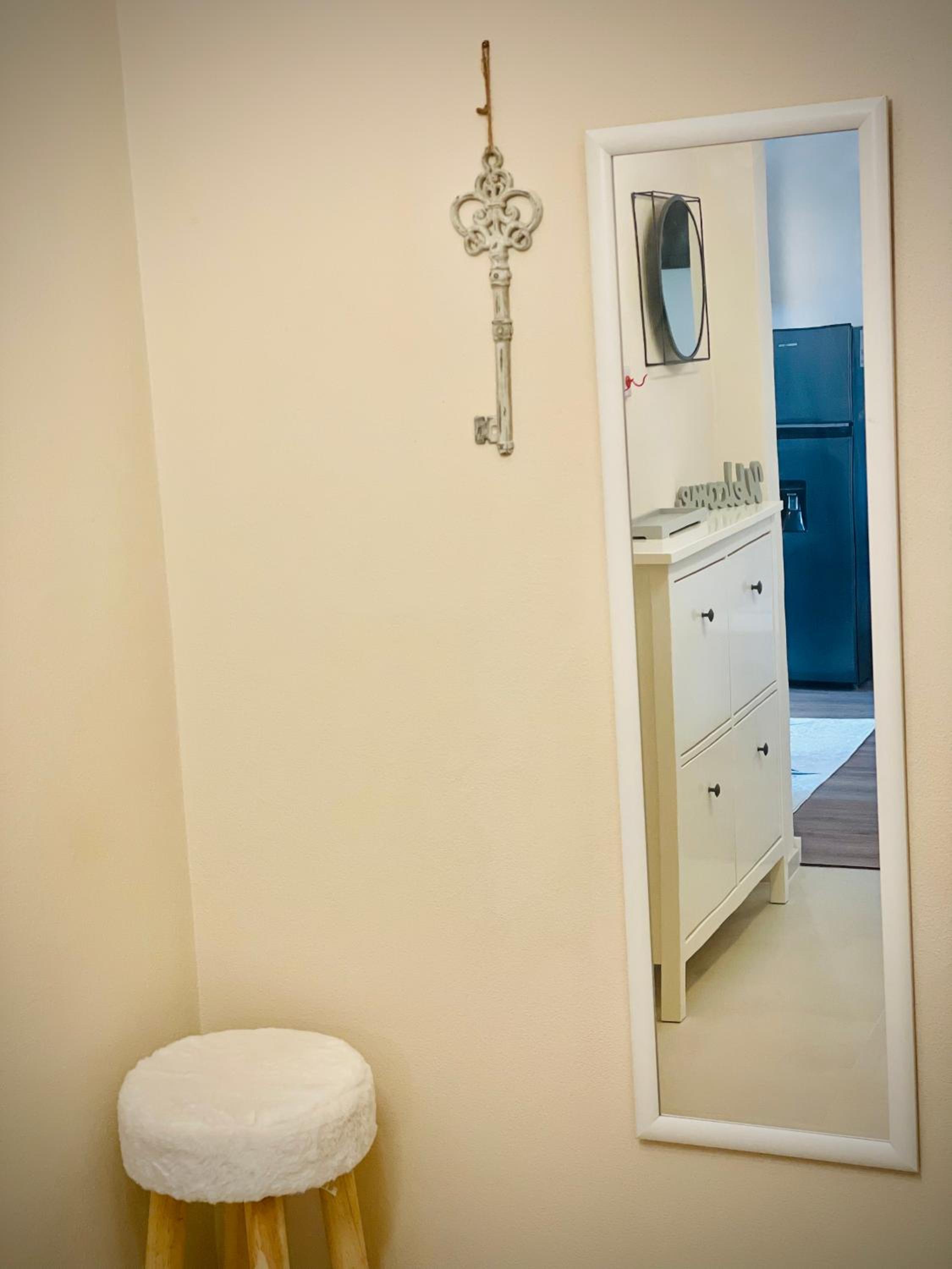 Two-Bedroom Apartment - Photo 6