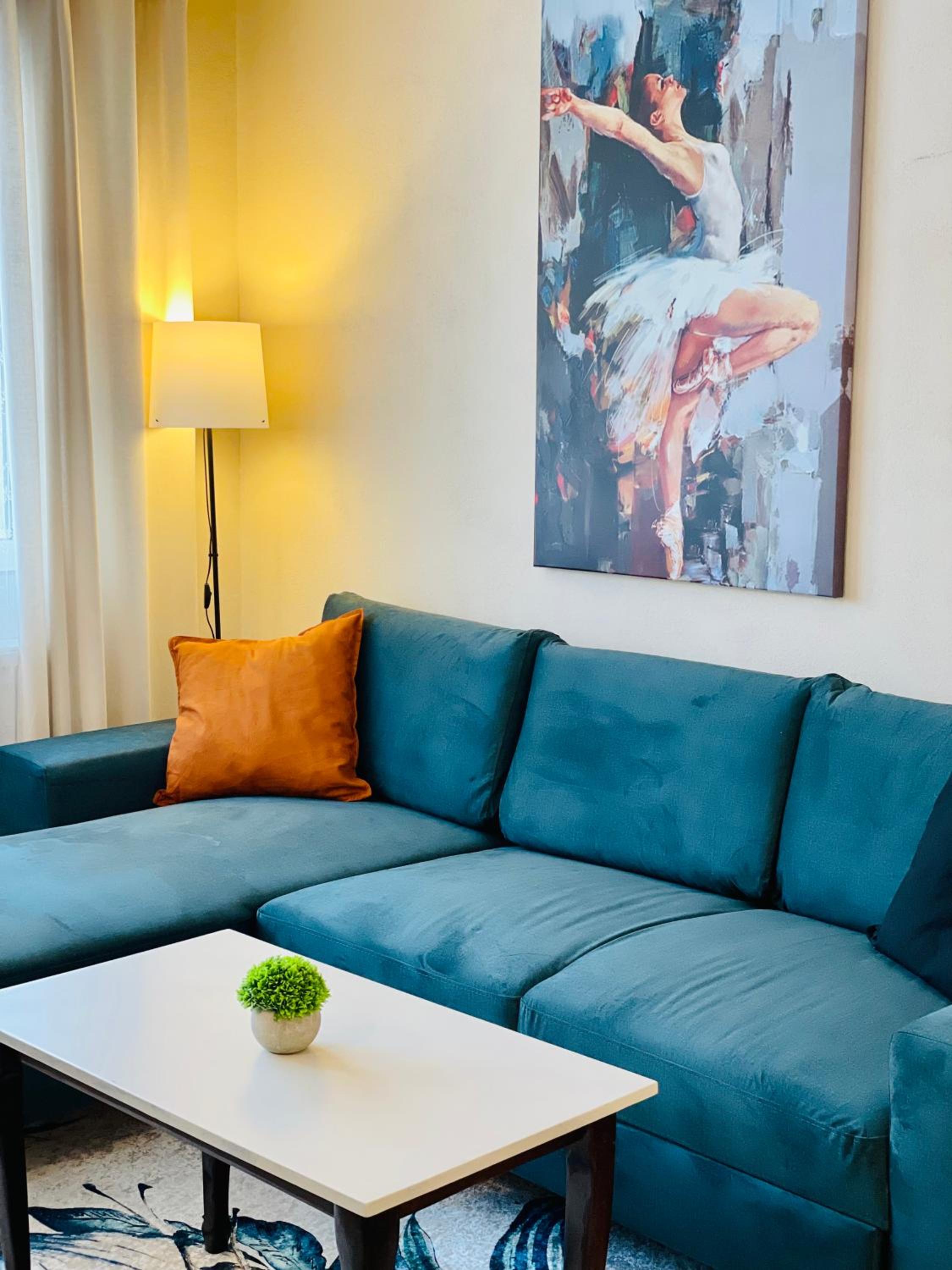 Two-Bedroom Apartment - Photo 7