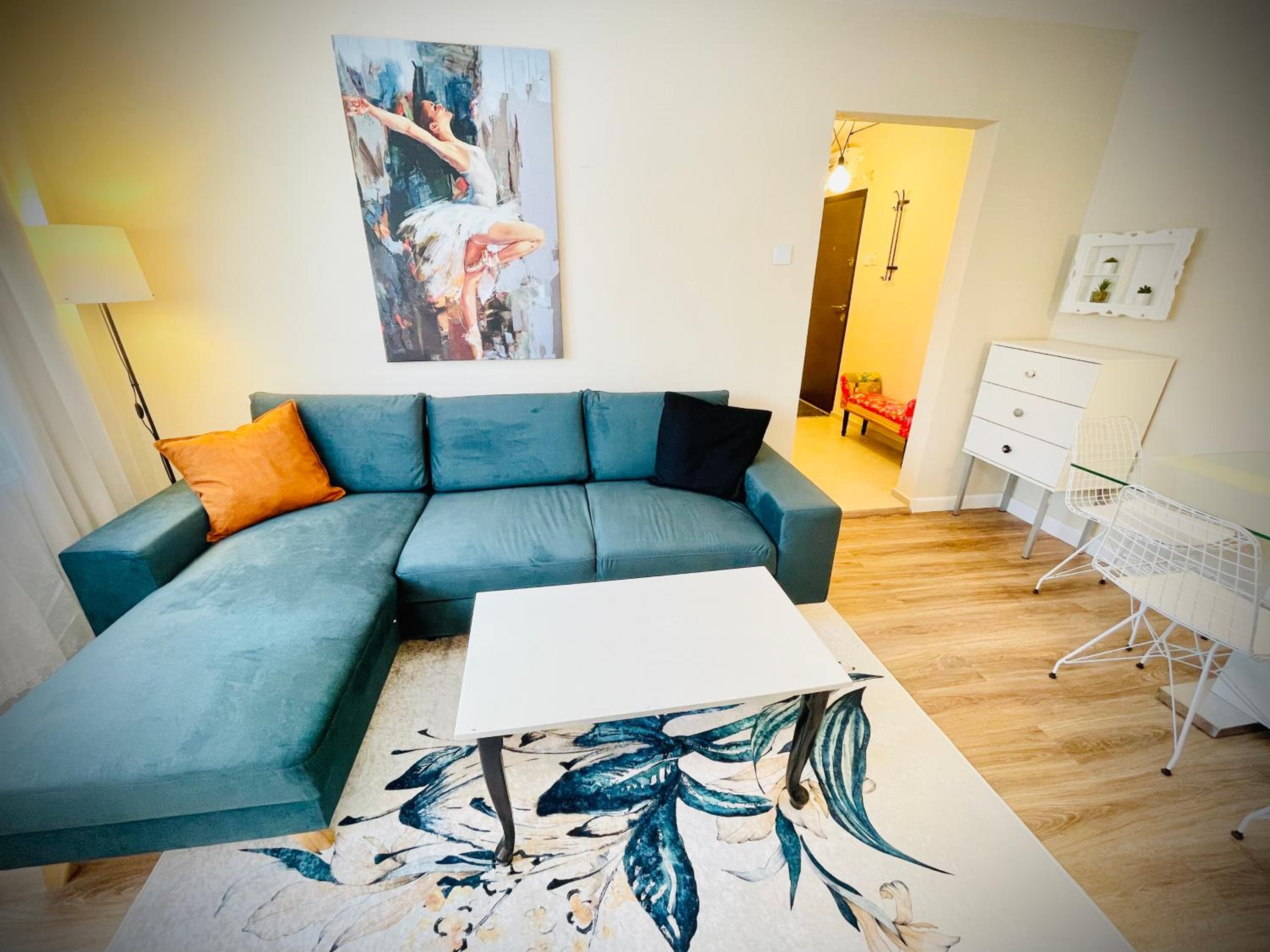 Two-Bedroom Apartment - Photo 8