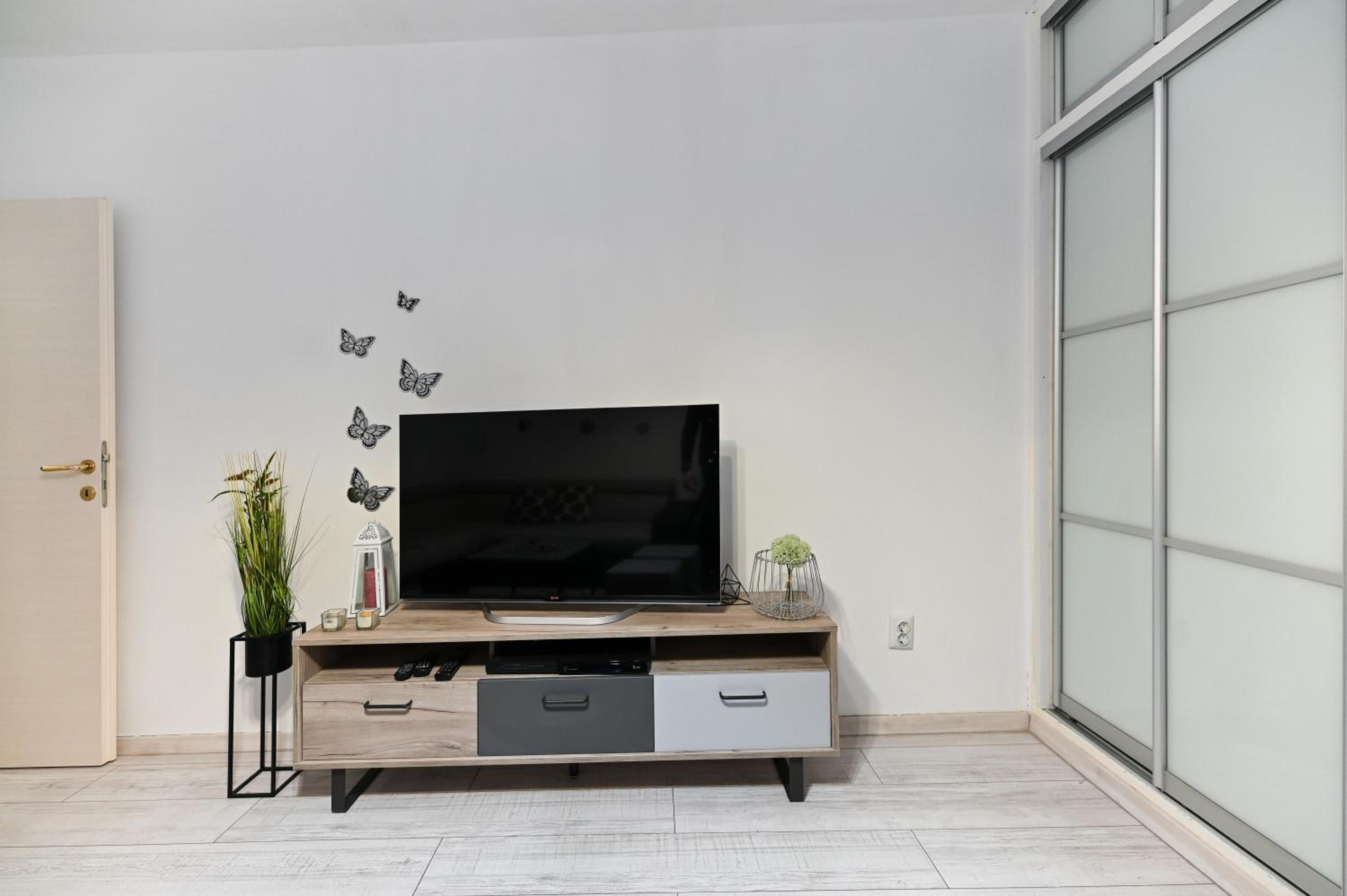 Apartment - Photo 20