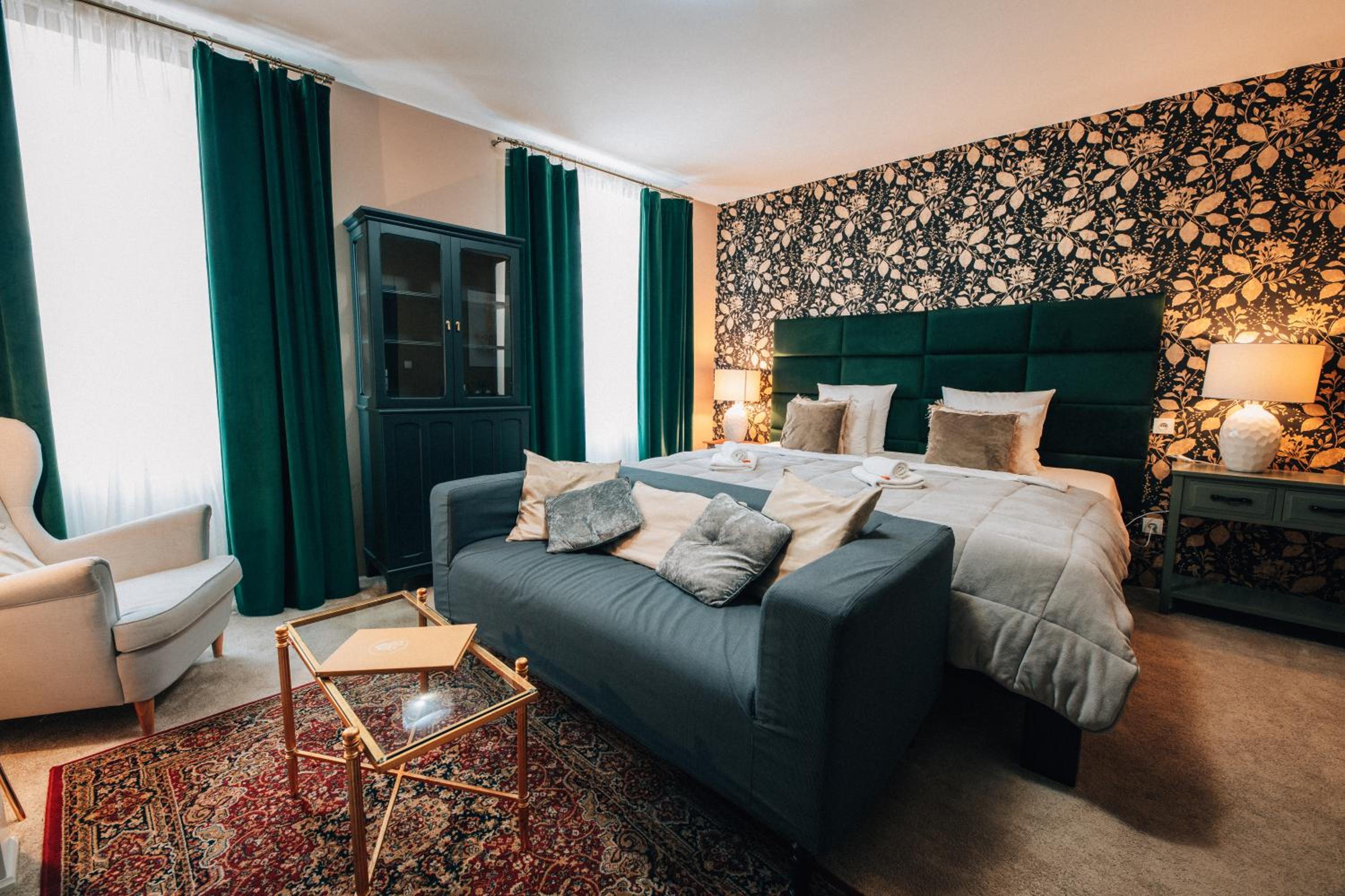 Deluxe Junior Suite photo 1