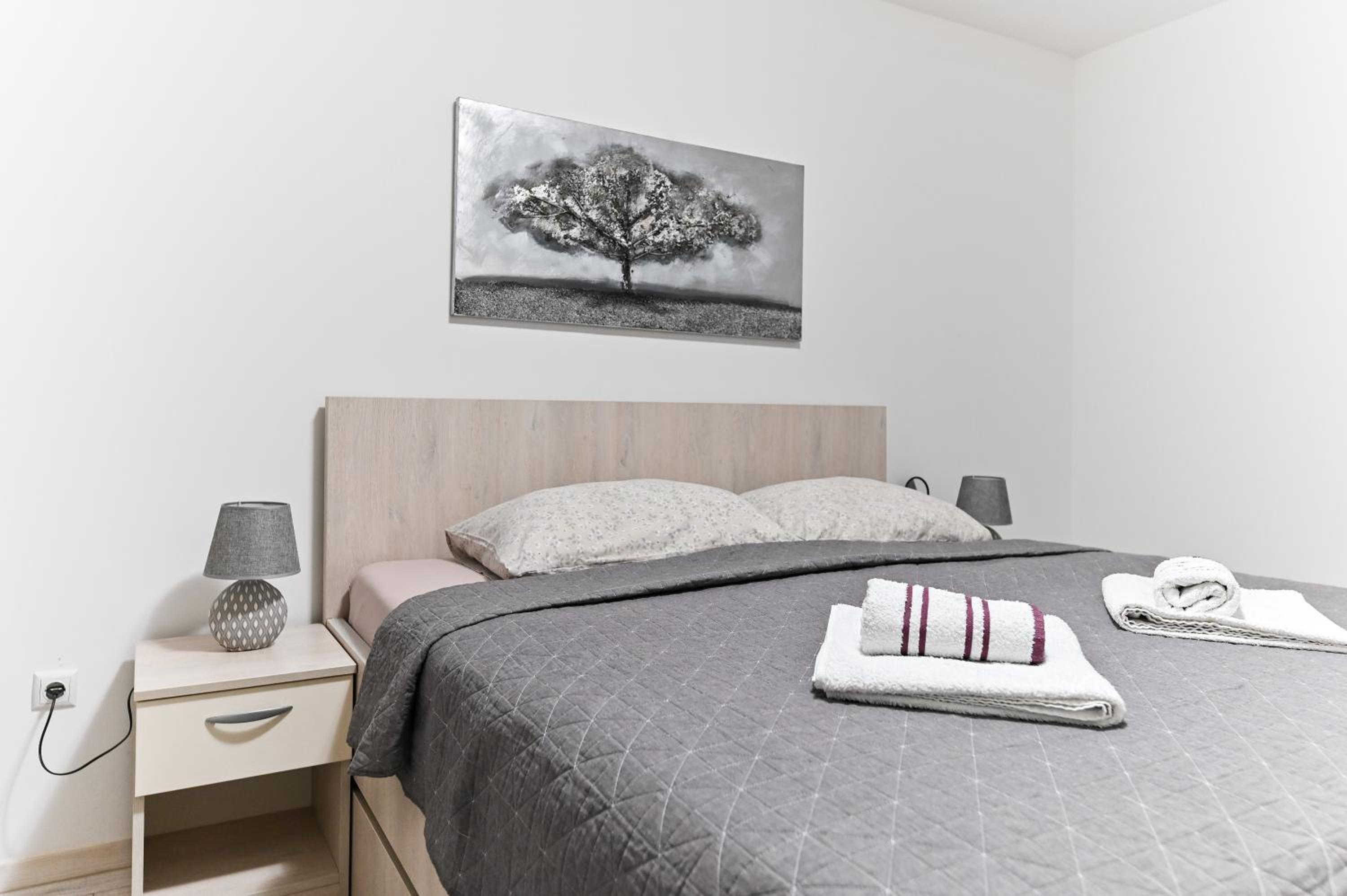 Apartment - Photo 42