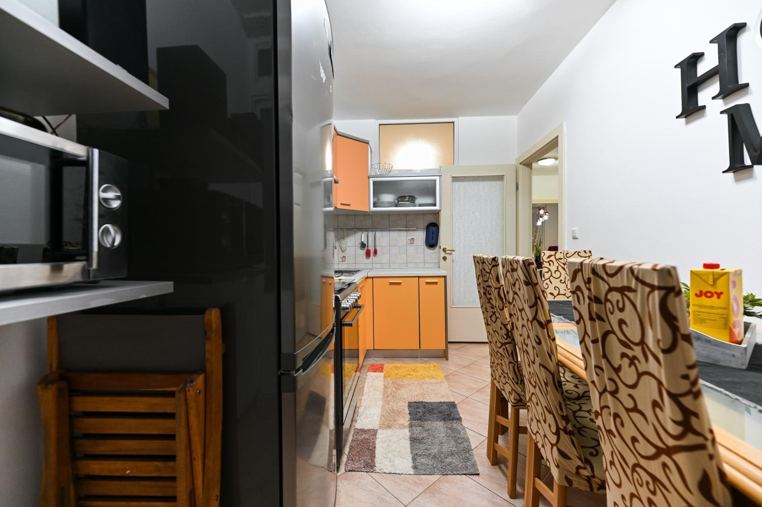 Apartment - Photo 33