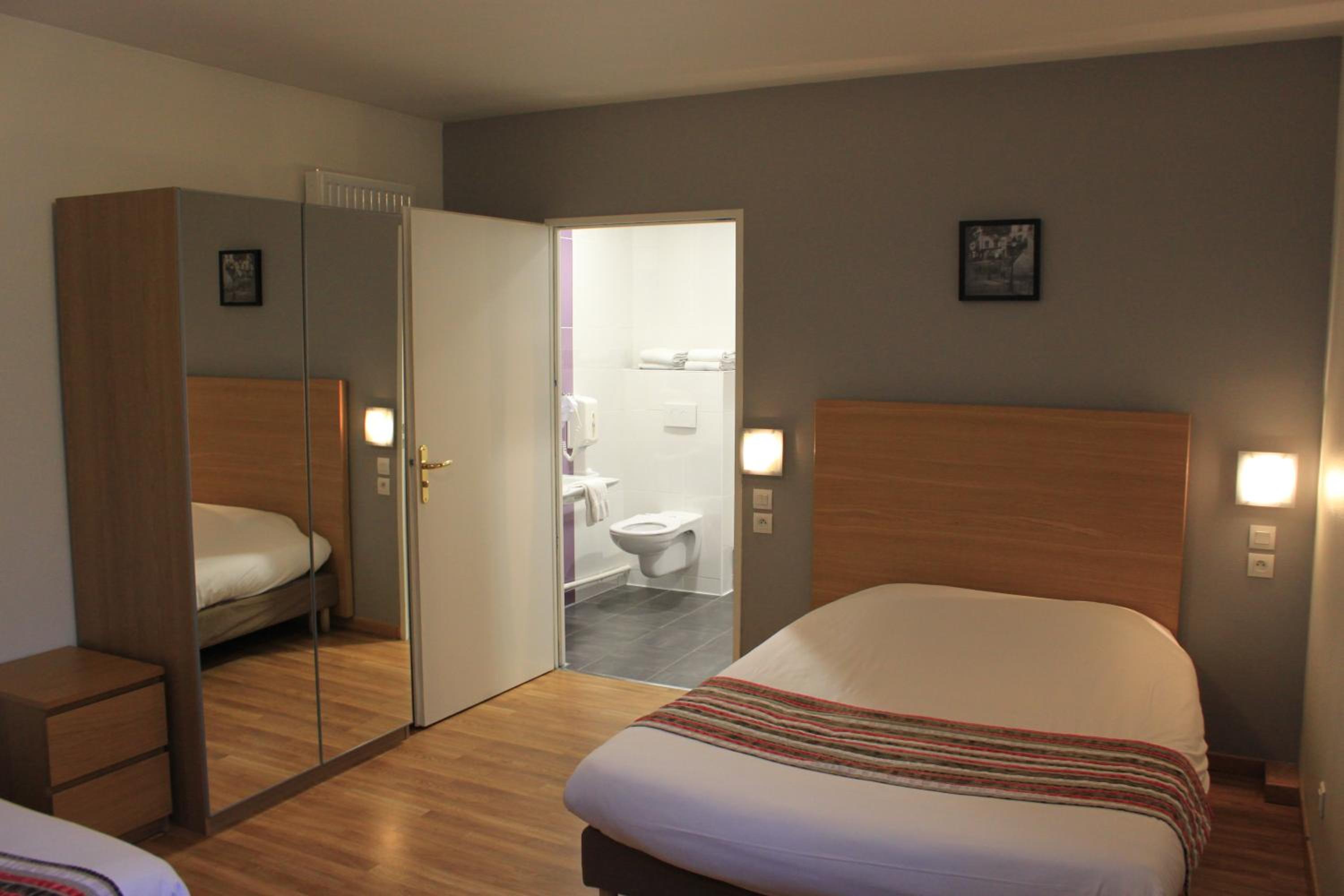 Quadruple Room - Photo 3