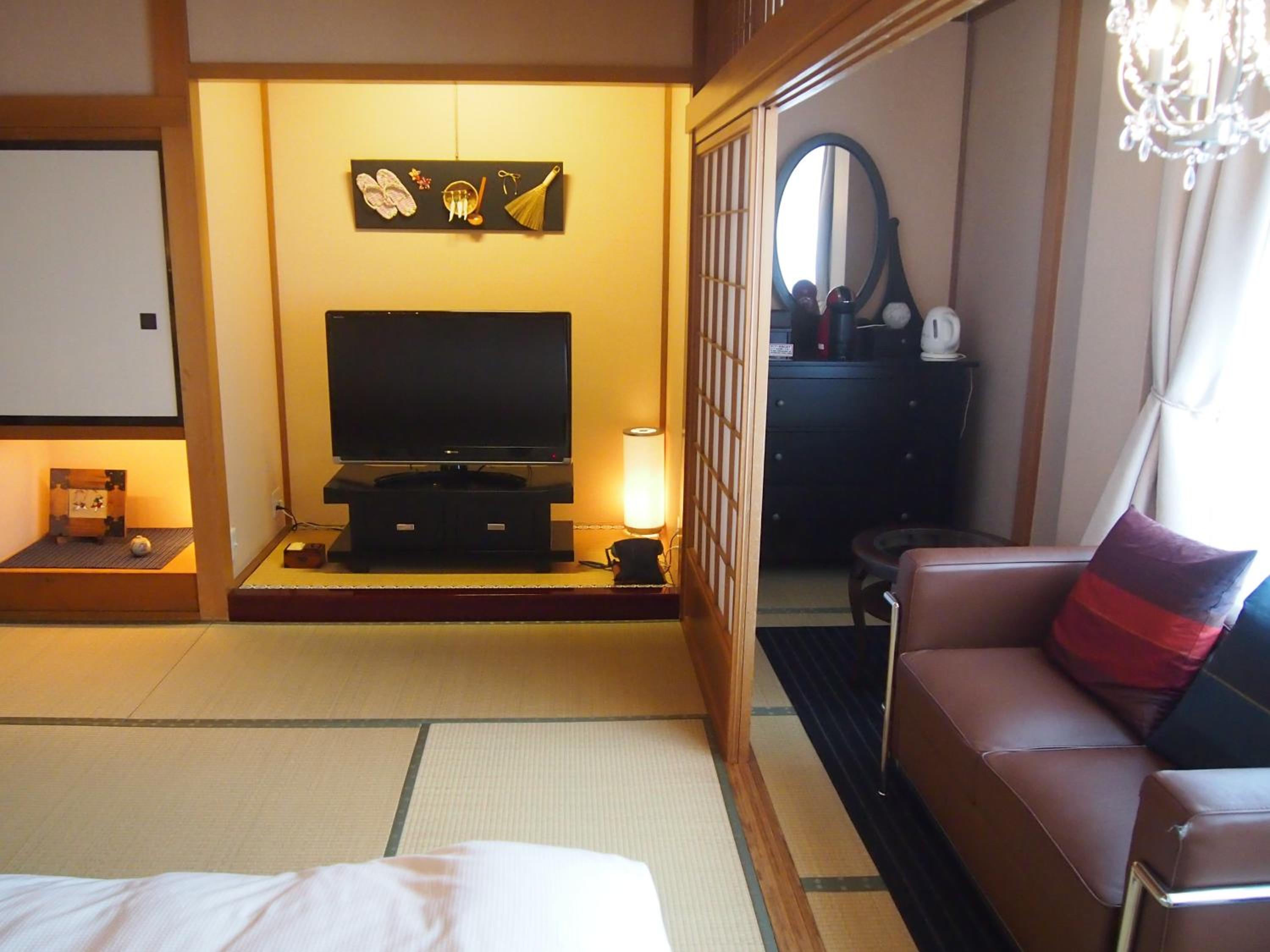 Twin Room with Tatami Area - Non-Smoking - Photo 6