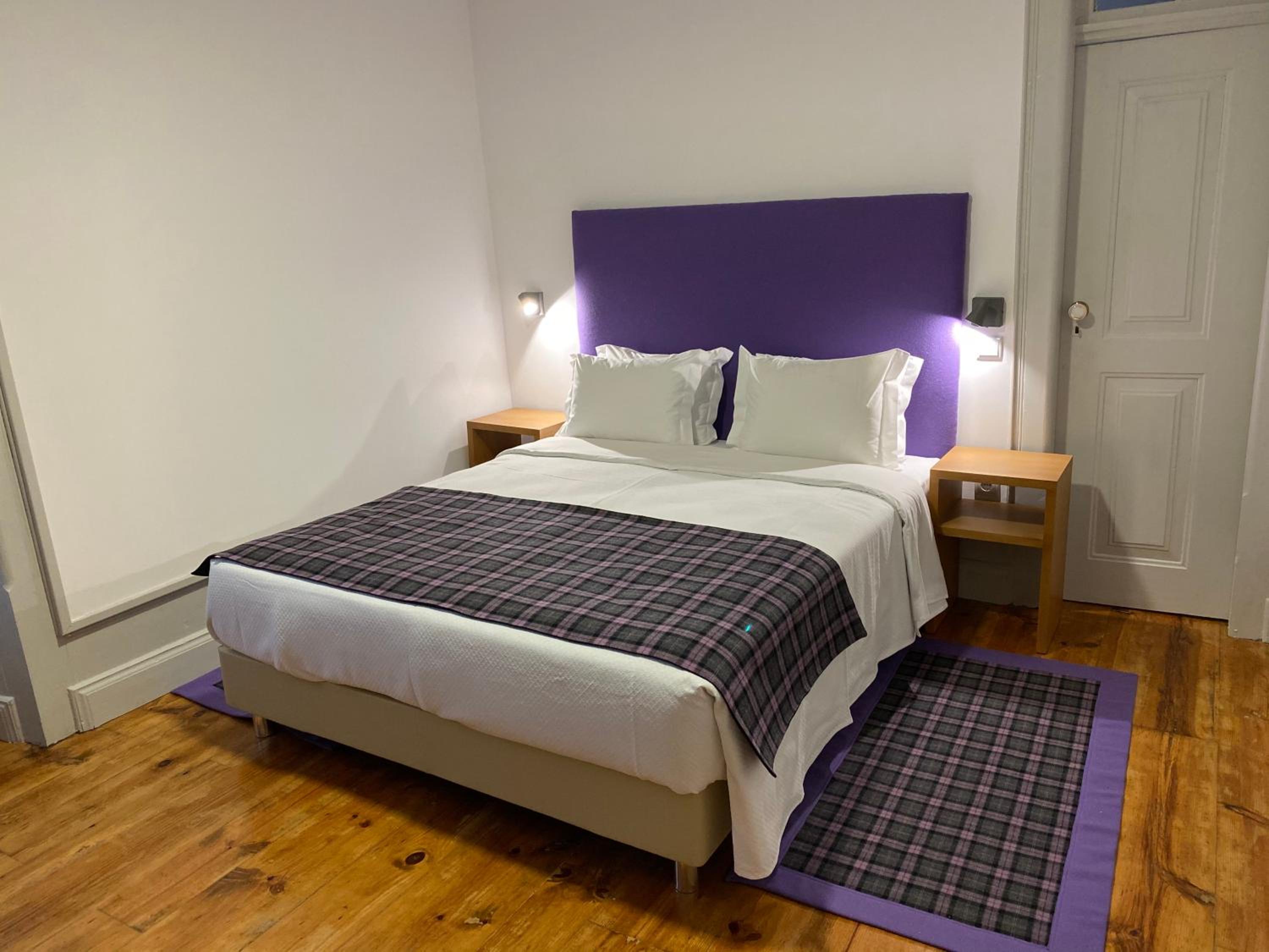 Double Room - Photo 7