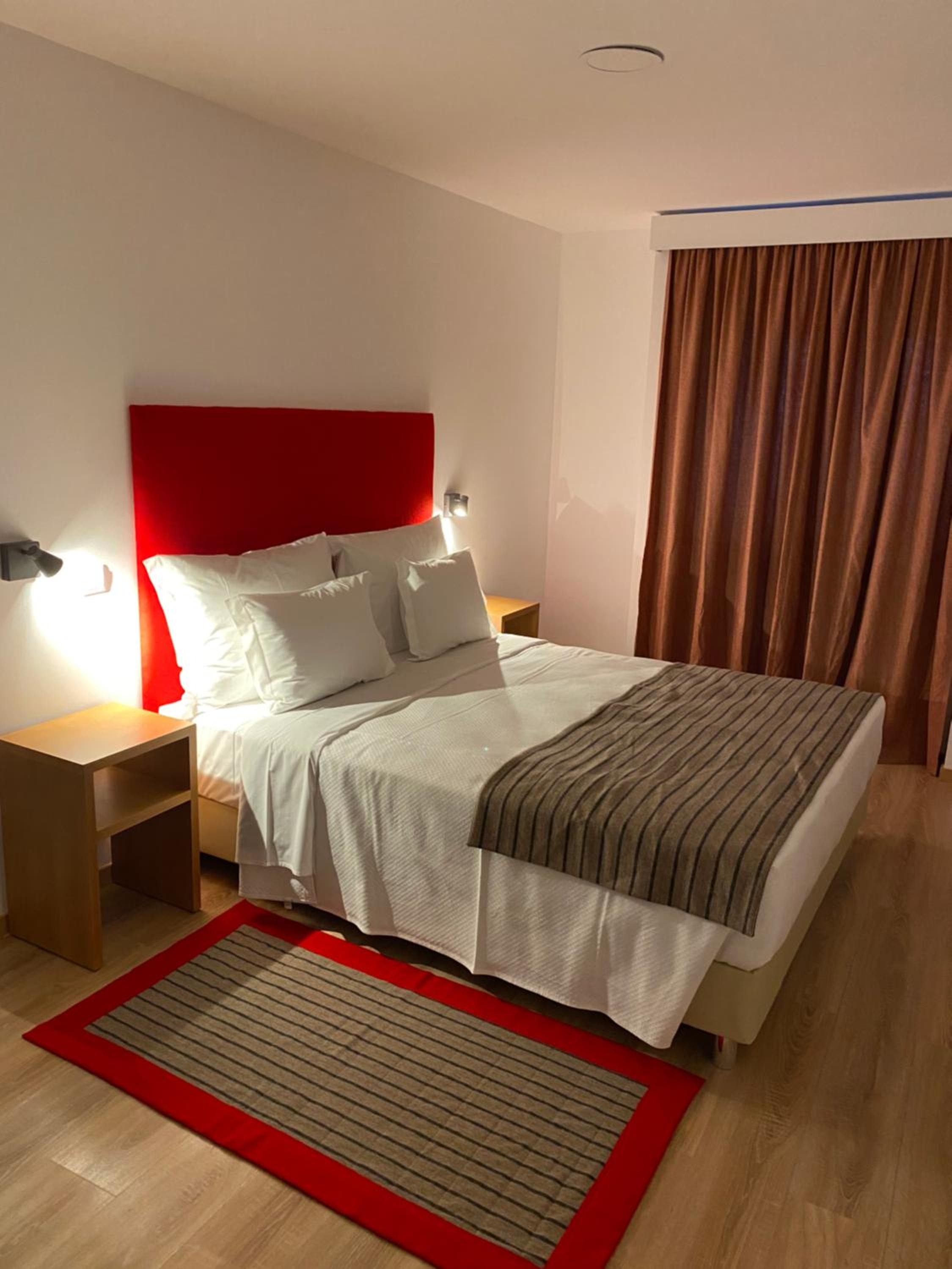 Double Room - Photo 8