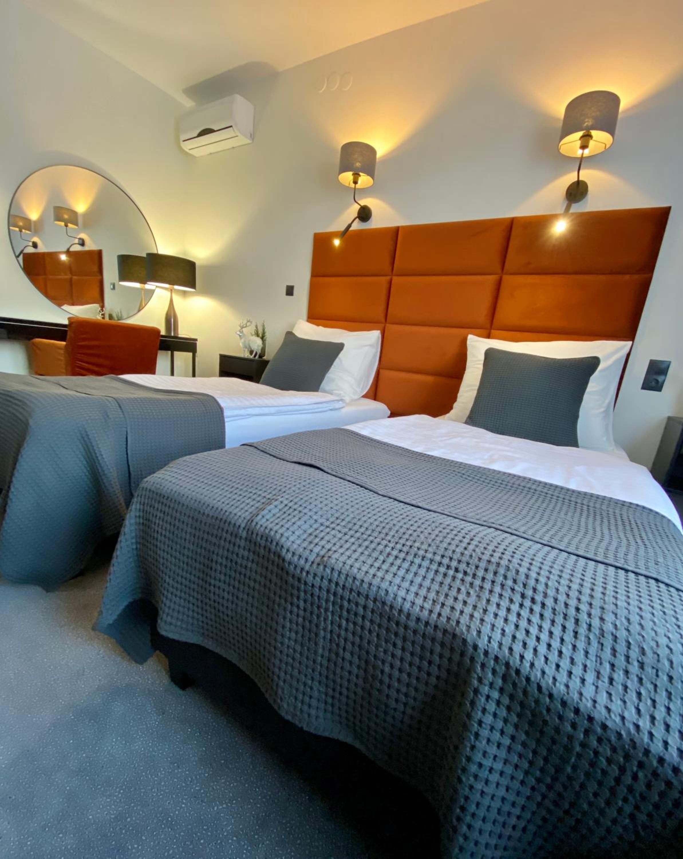 Superior Twin Room - Photo 1