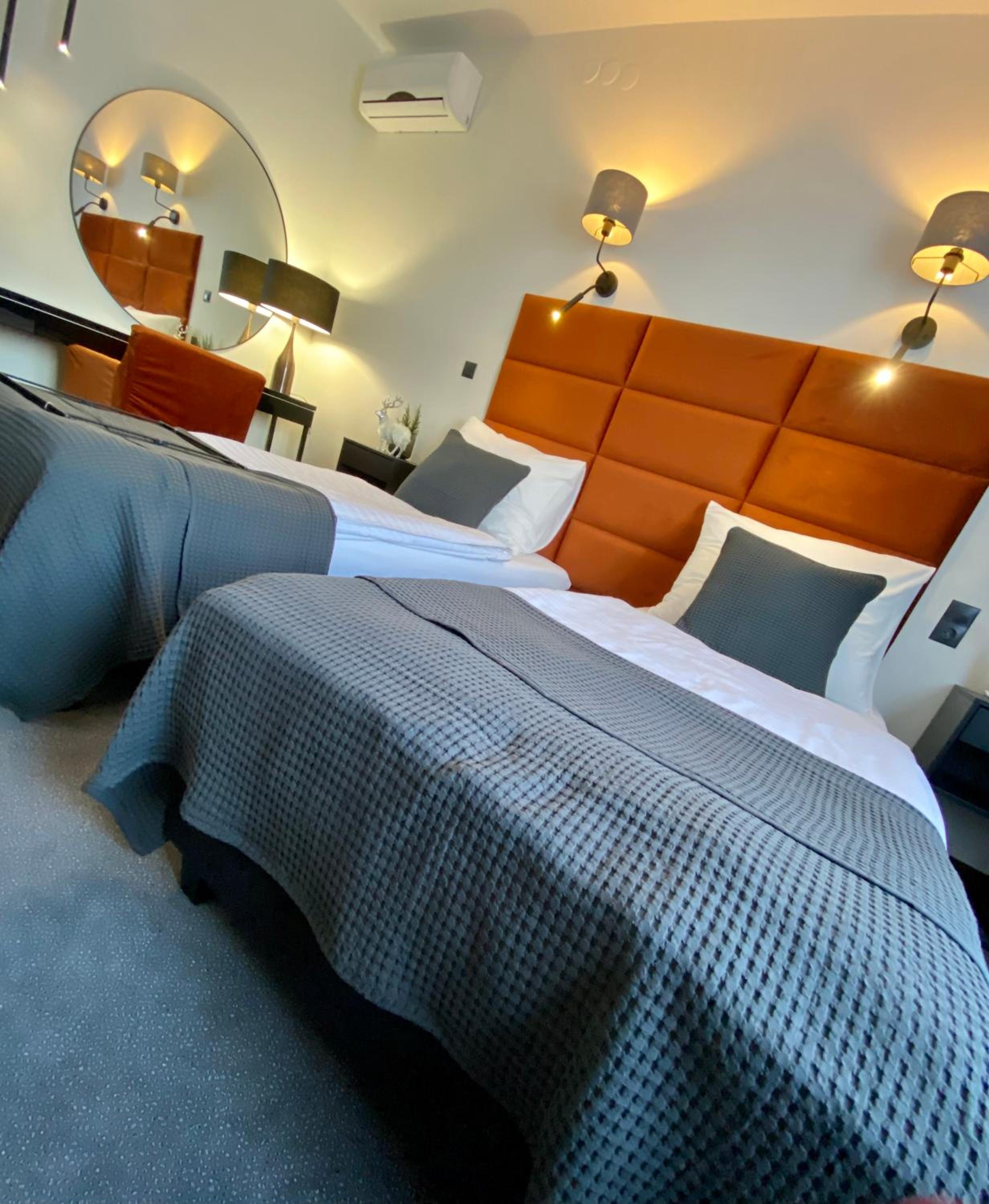 Superior Twin Room - Photo 17