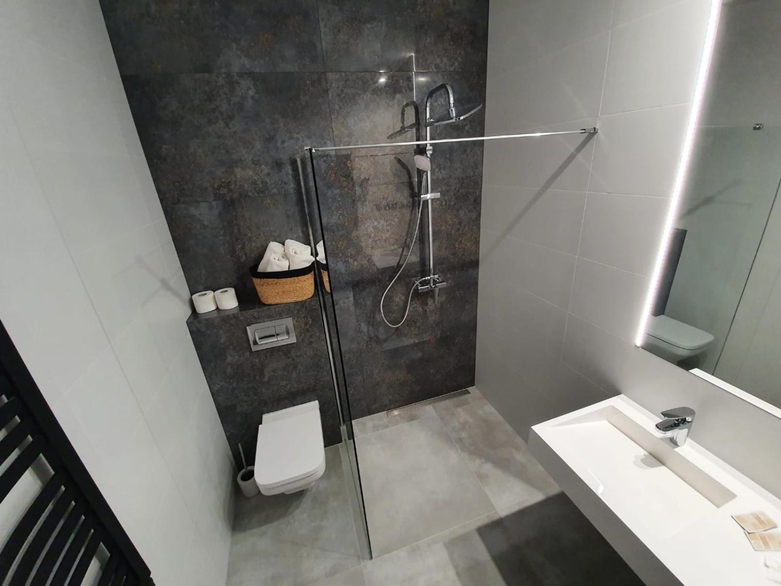 Superior Twin Room - Photo 4