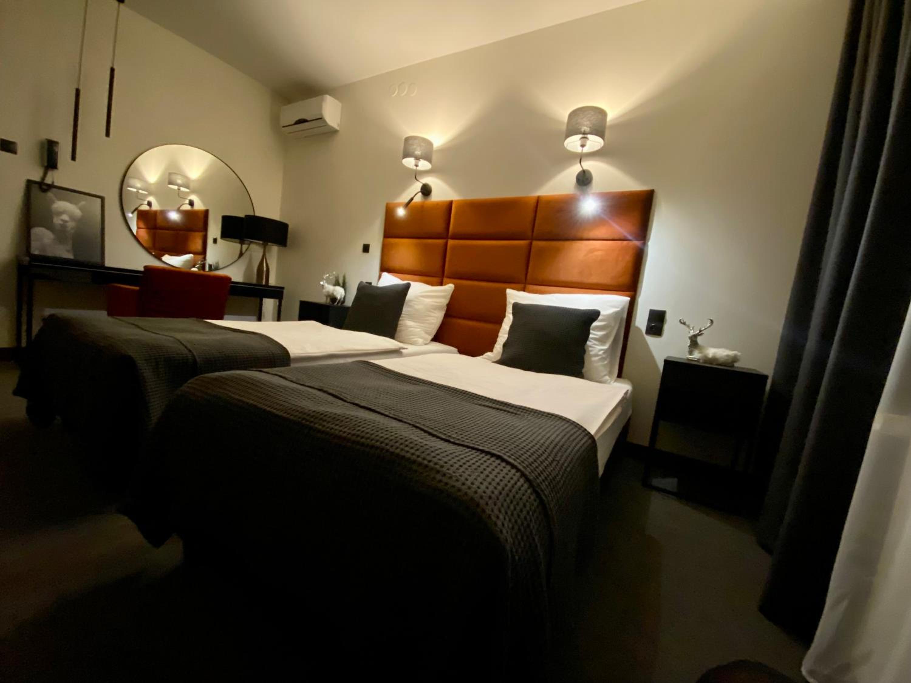 Superior Twin Room - Photo 6