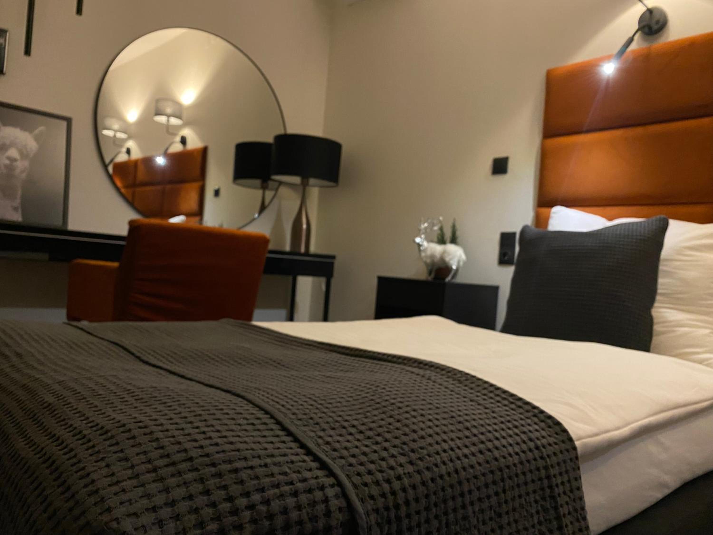 Superior Twin Room - Photo 8