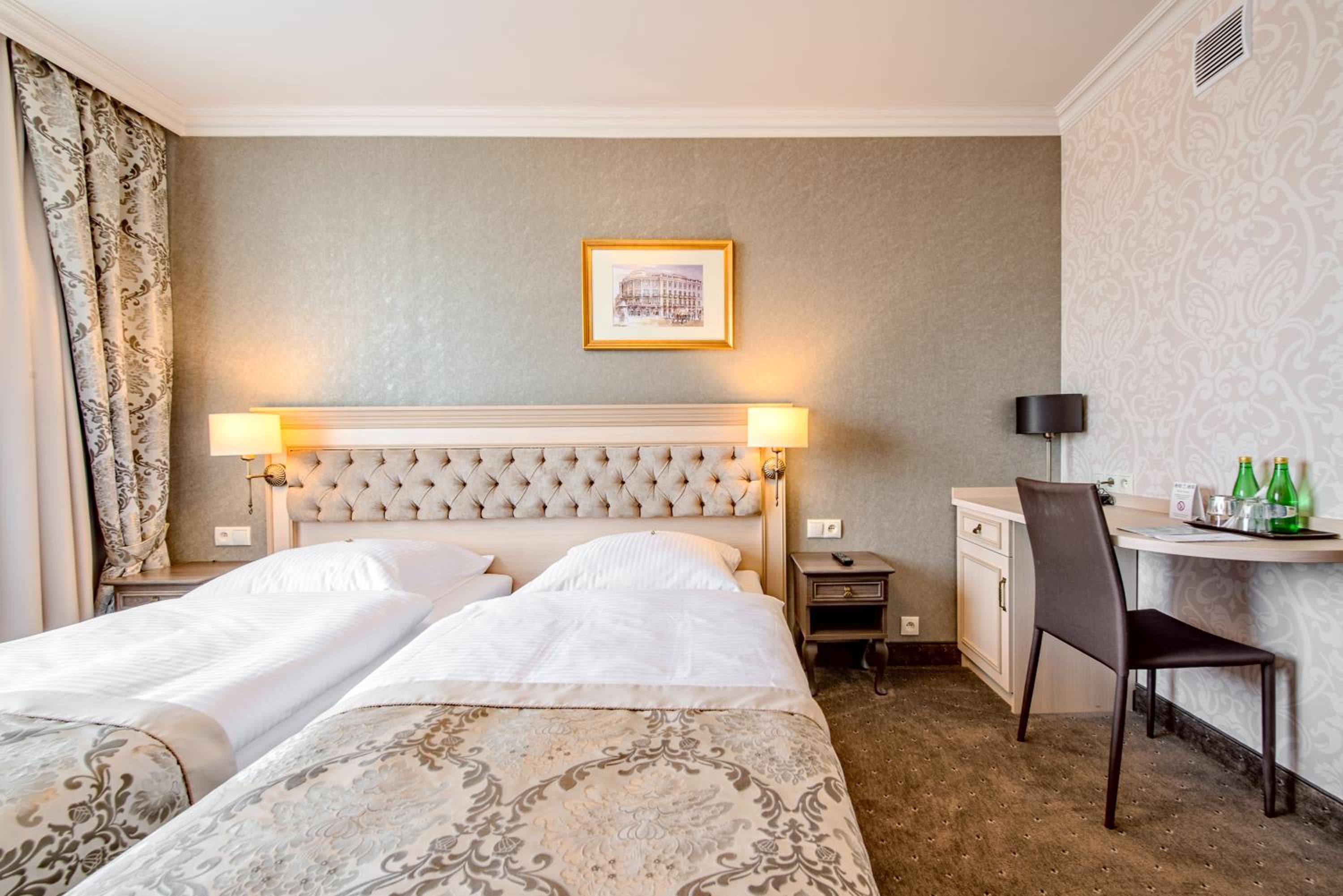 Deluxe Double Room - Photo 2