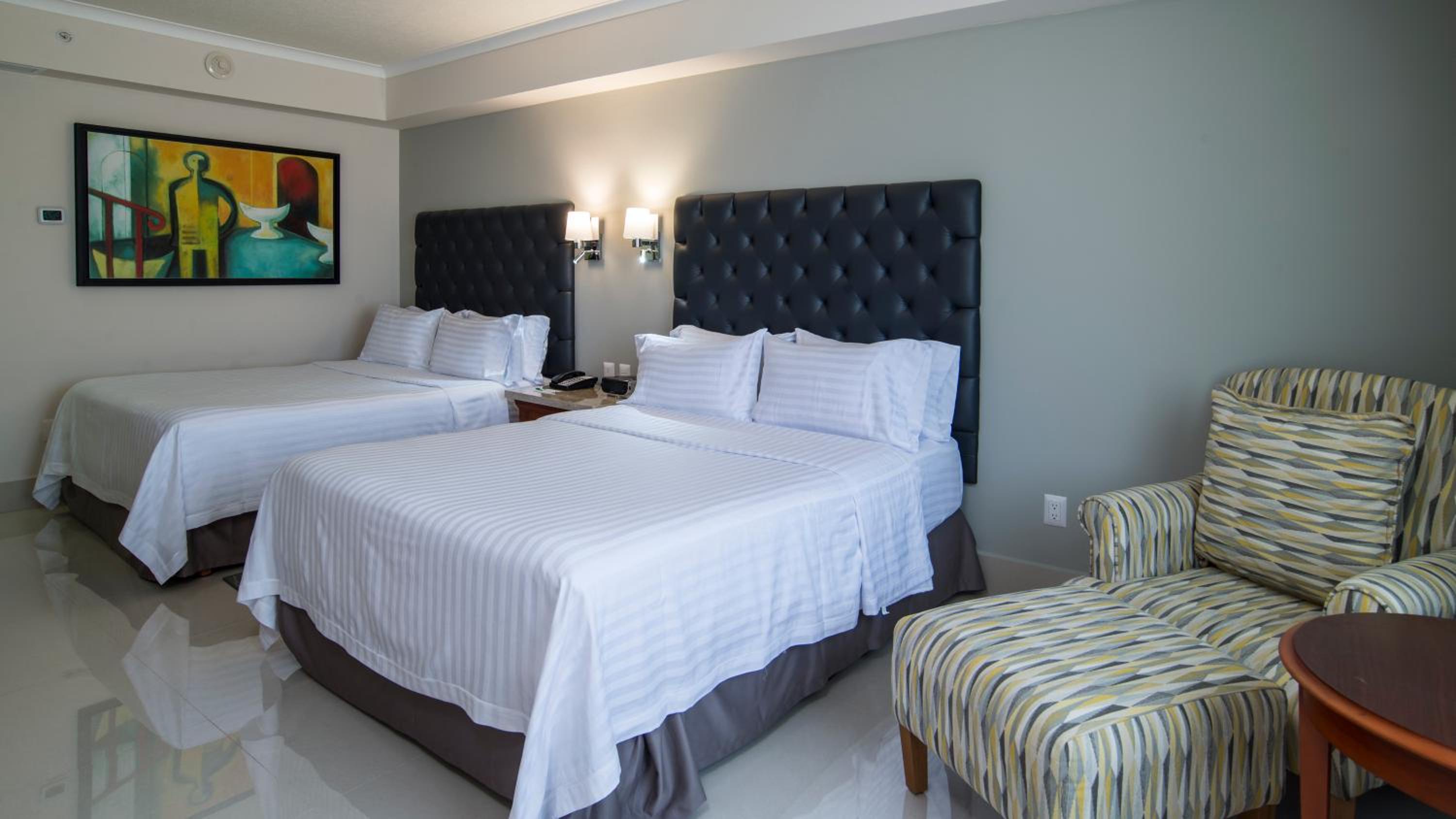 Standard Double Room with Two Double Beds - Photo 1