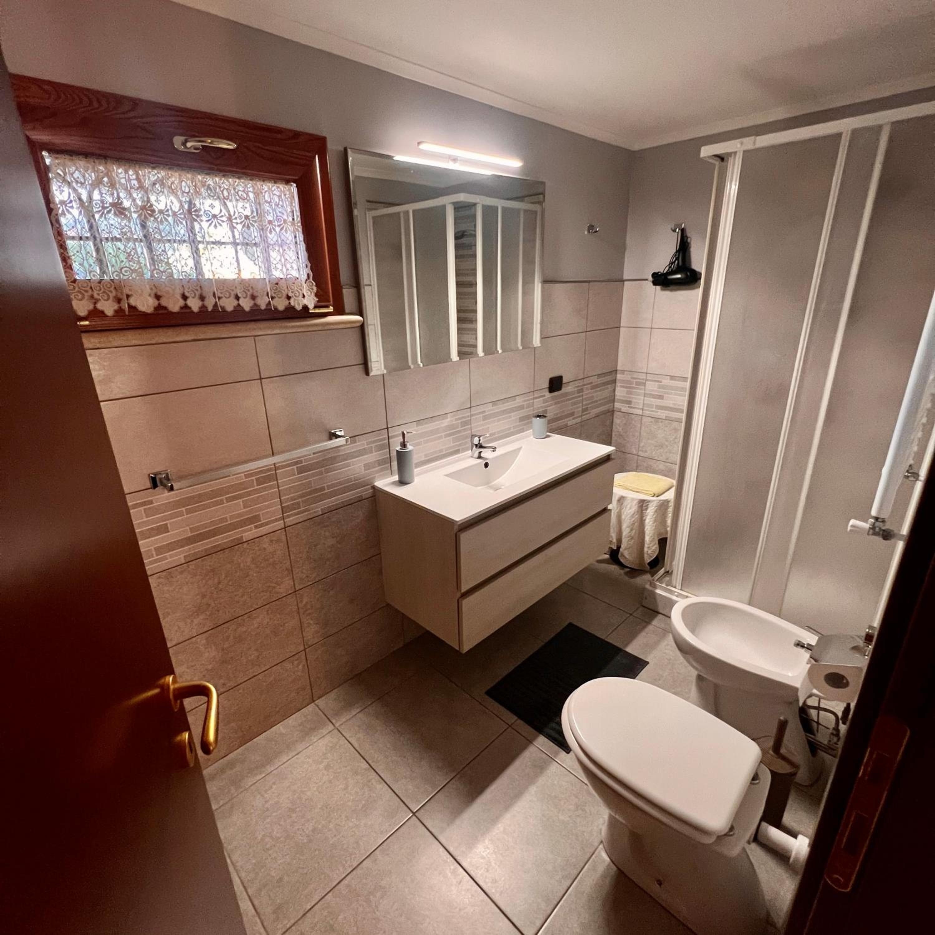 Superior Double Room - Photo 2
