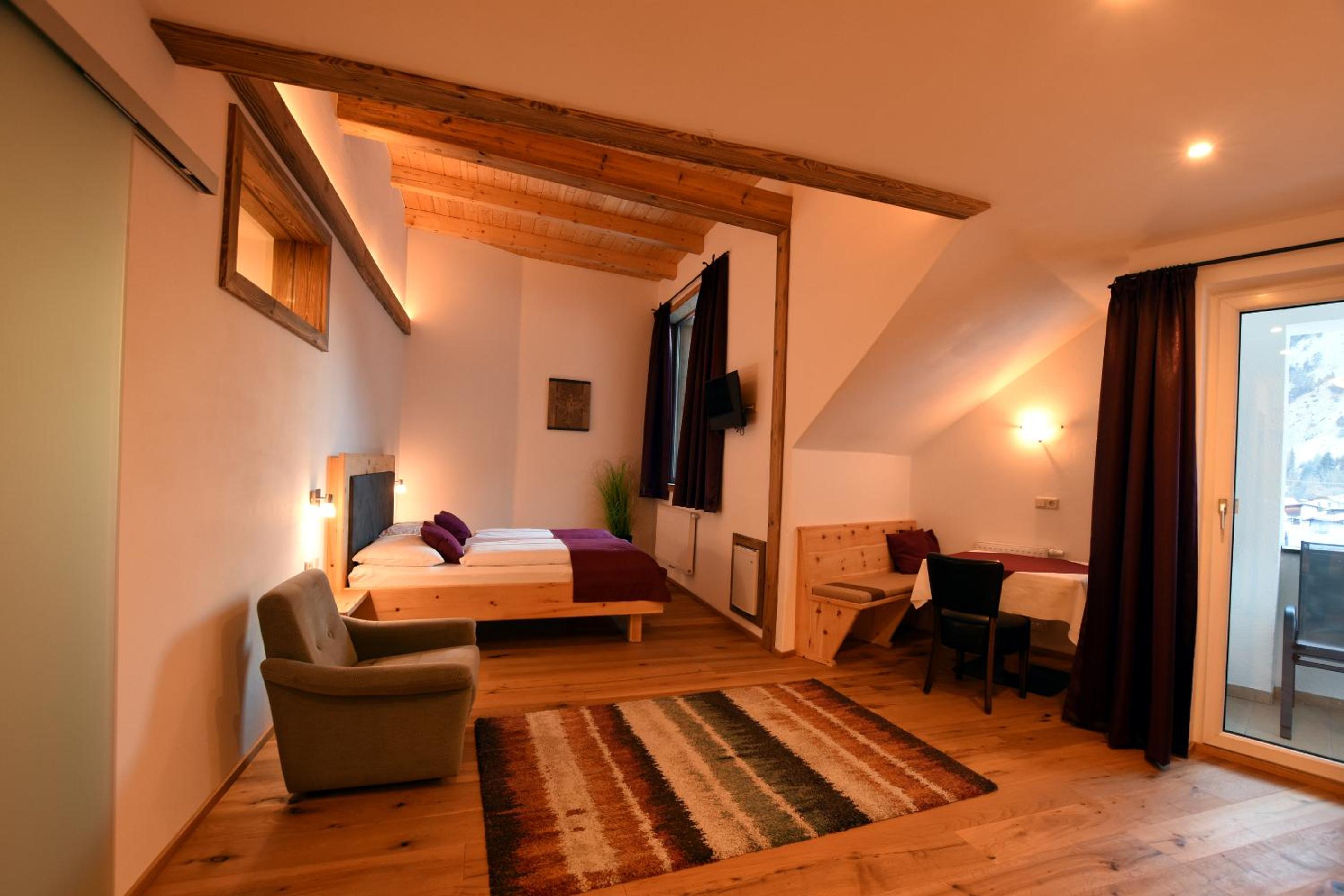 Junior Suite with Balcony